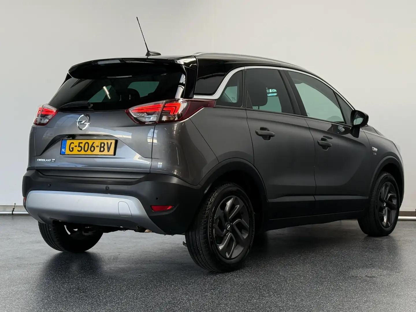 Opel Crossland X 1.2 Turbo 120 Jaar Edition | Automaat | 1e Eig | D Grau - 2