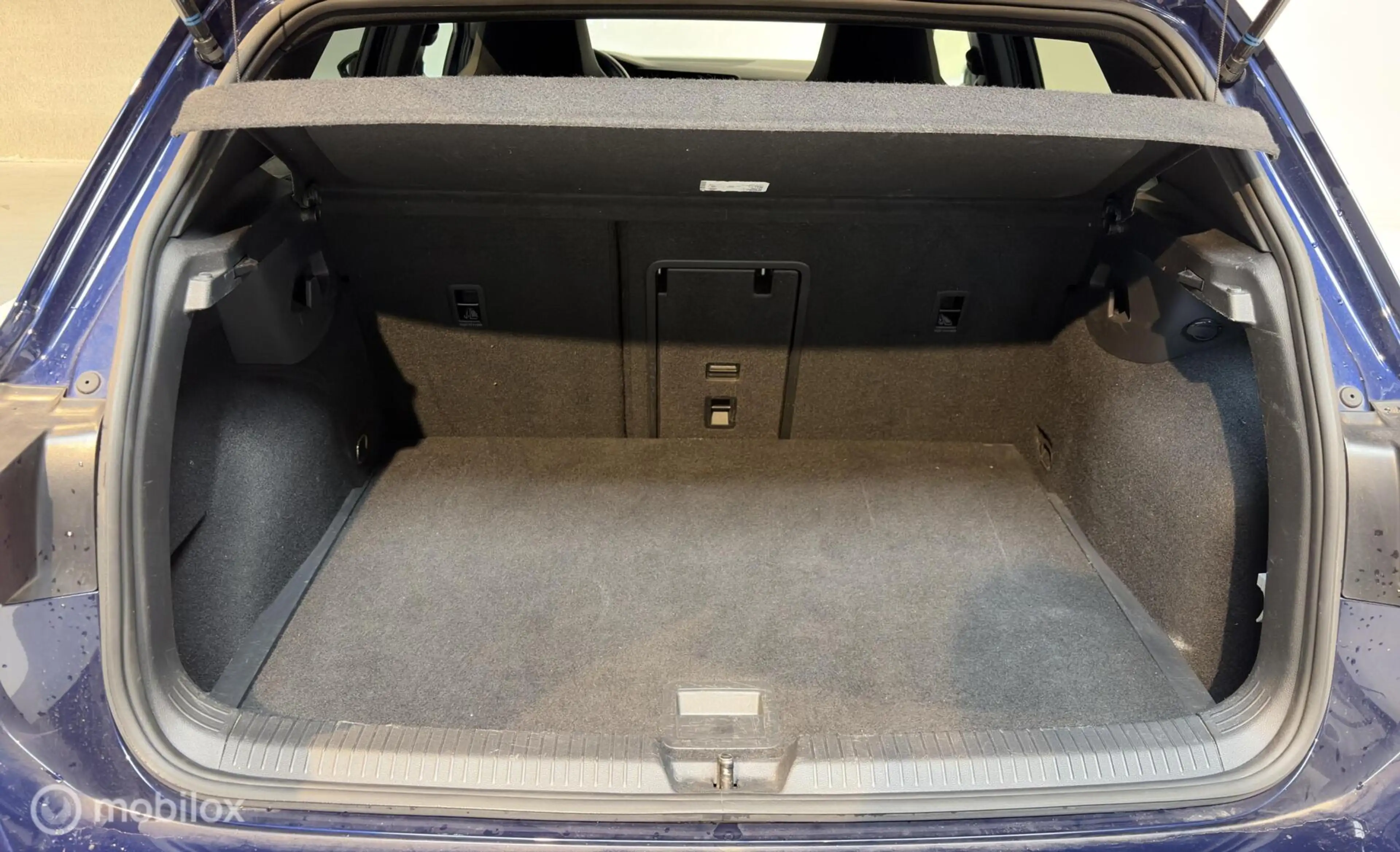 Volkswagen Golf R 1.5 eTSi R-Line / Pano/ Head-up/ Matrix/H&K — photo 7