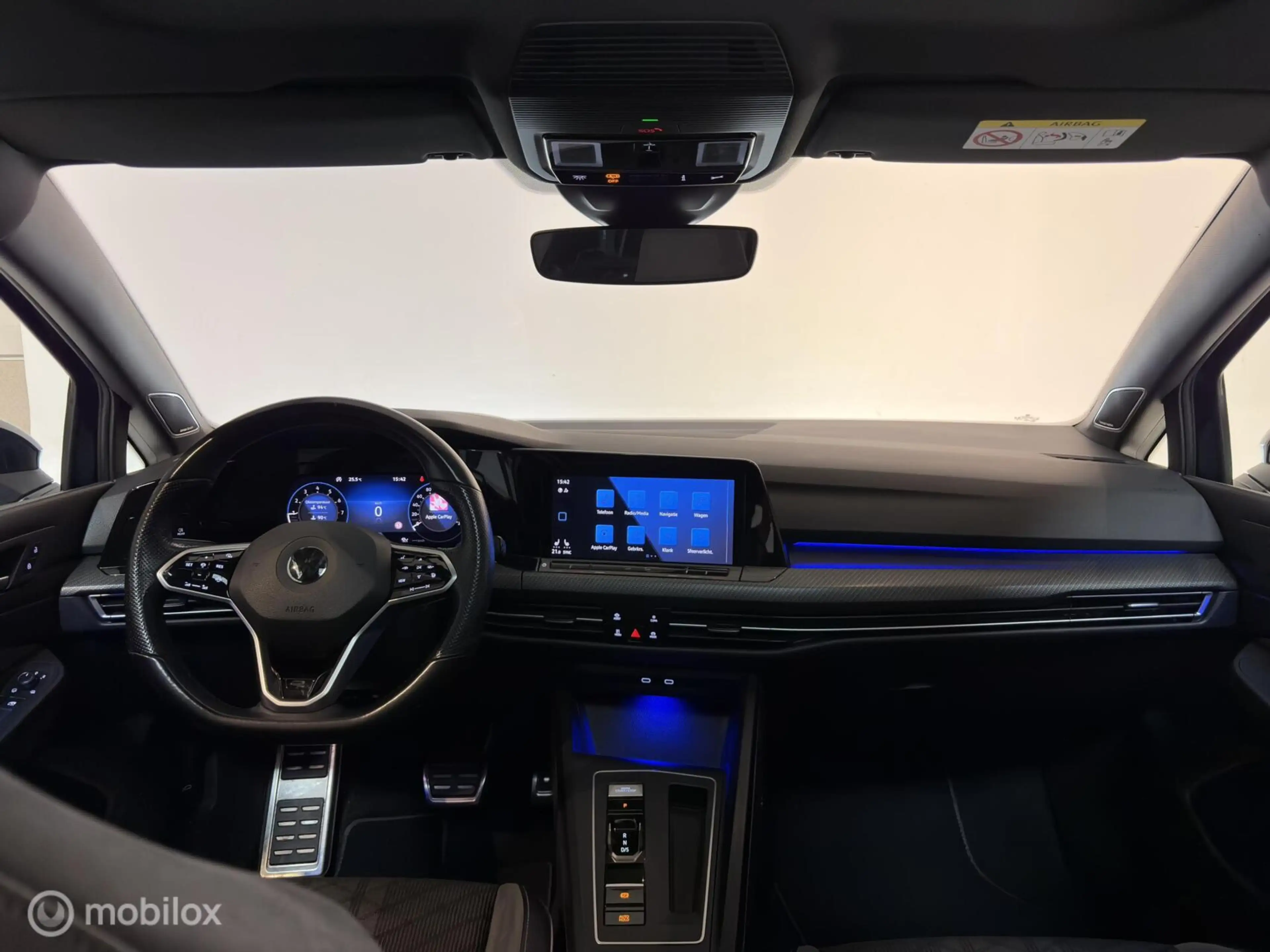 Volkswagen Golf R 1.5 eTSi R-Line / Pano/ Head-up/ Matrix/H&K — photo 4