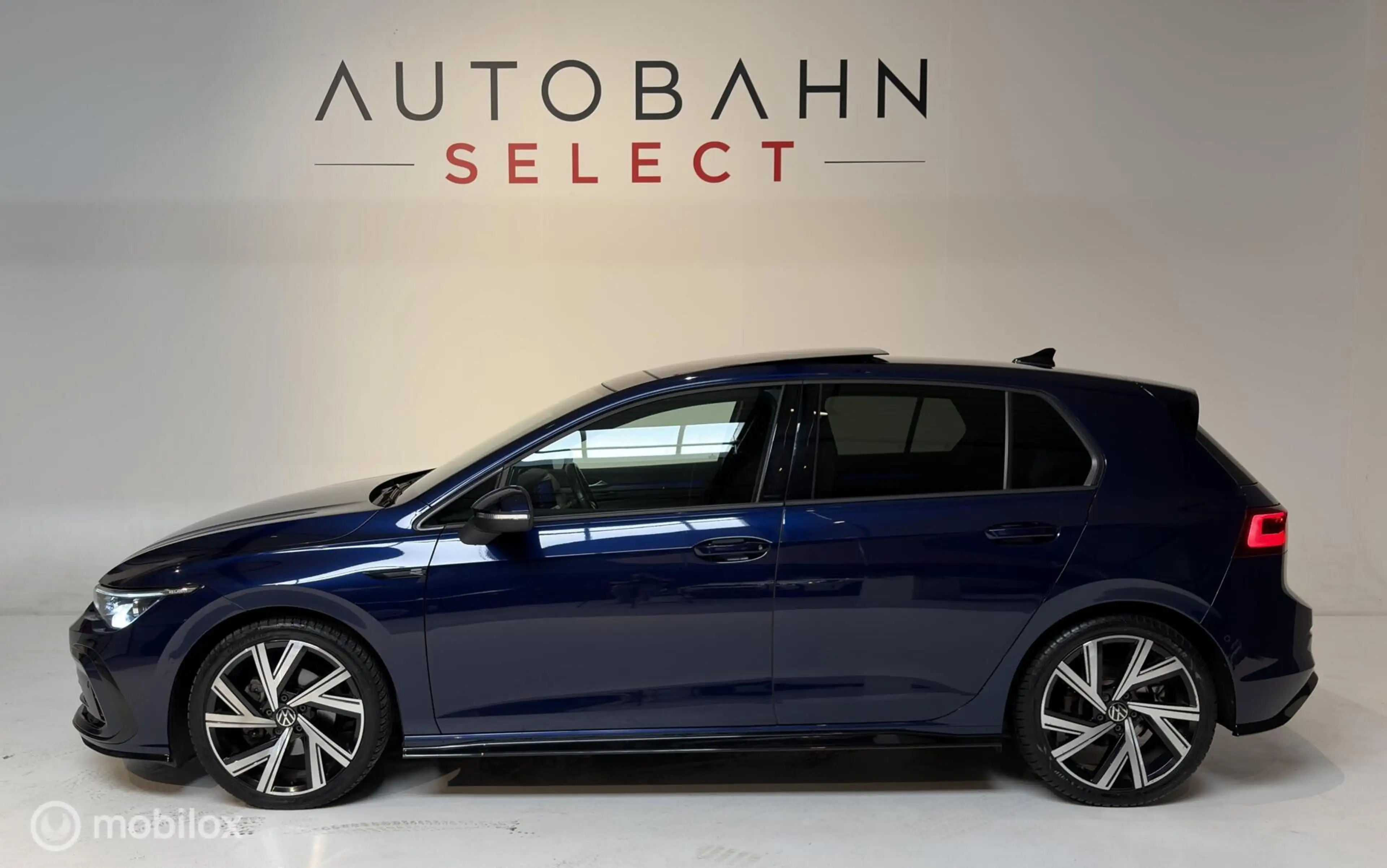 Volkswagen Golf R 1.5 eTSi R-Line / Pano/ Head-up/ Matrix/H&K — photo 5