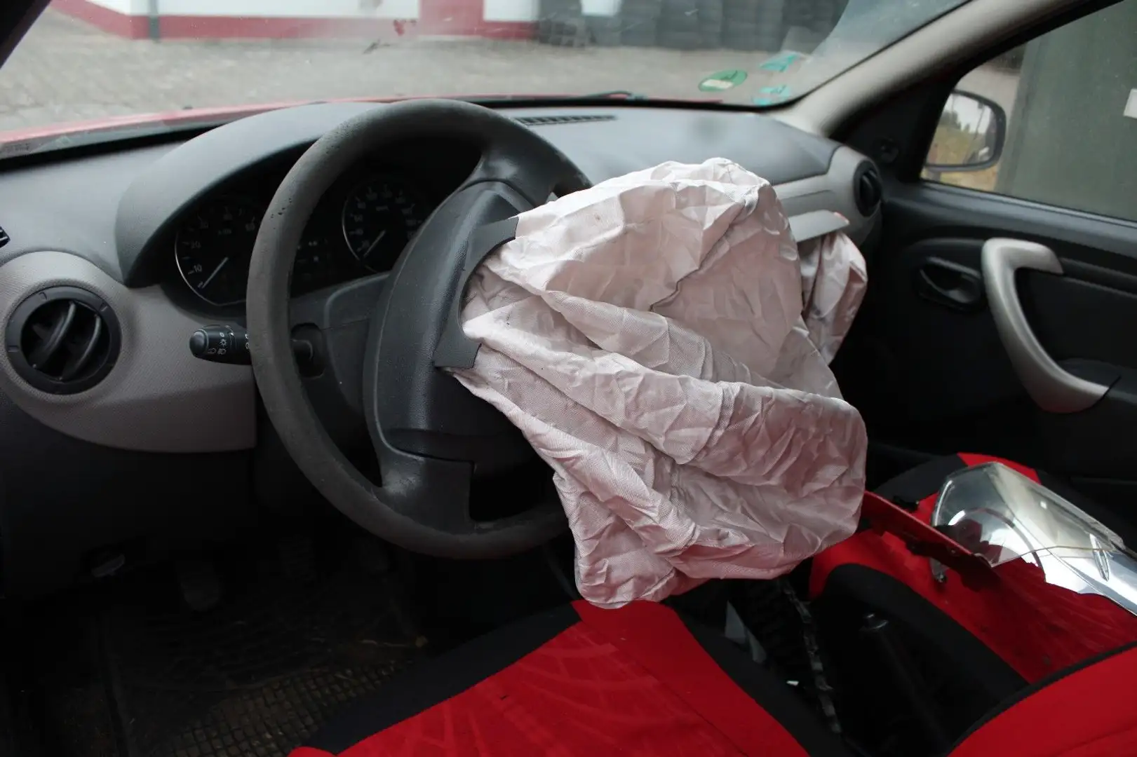 Dacia Sandero Eco 1.5 d*AHK+ Rot - 2