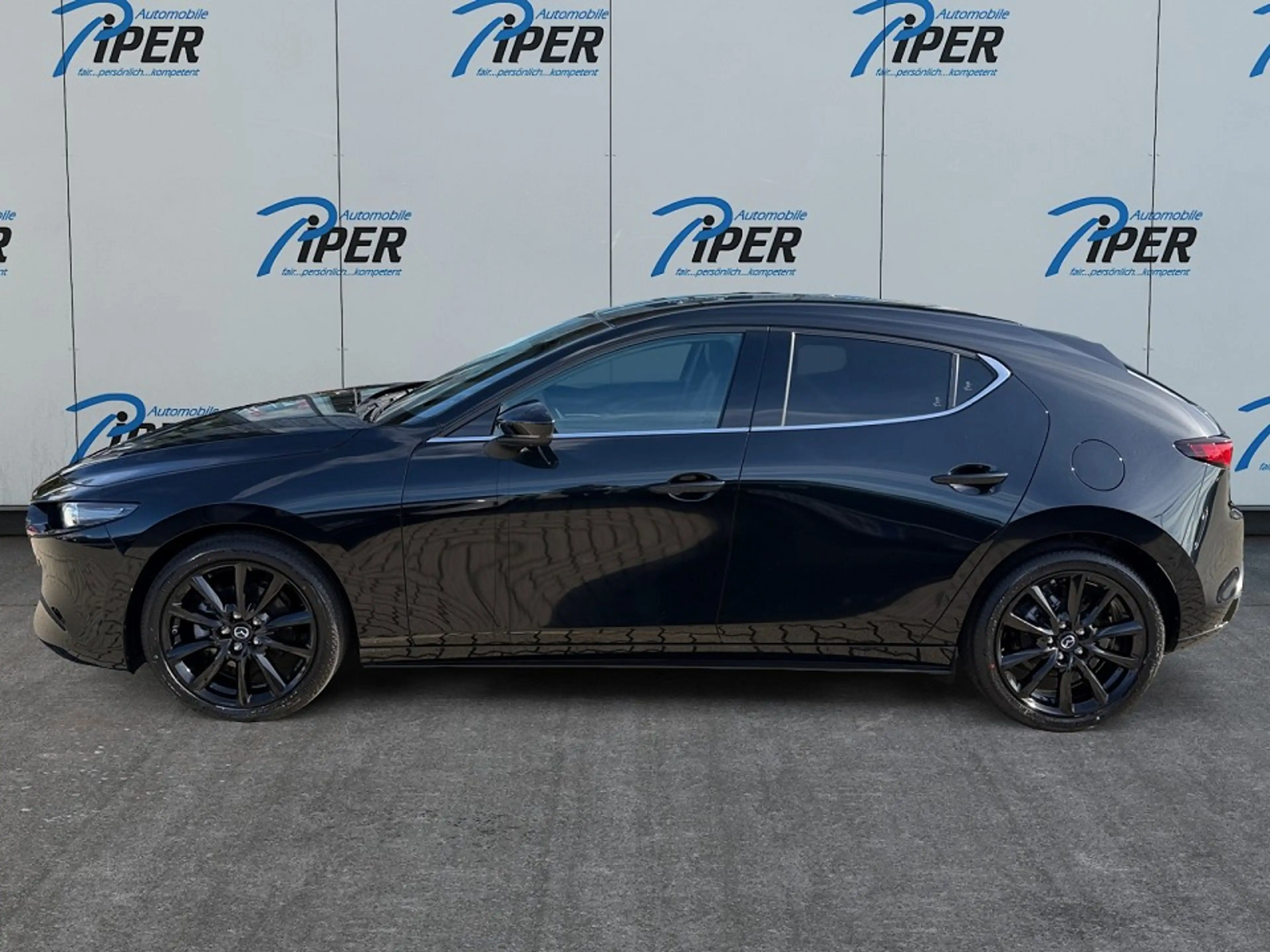 Mazda 3 2.0L e-SKYACTIV X 186ps 6AT FWD Takumi BLOP — photo 2