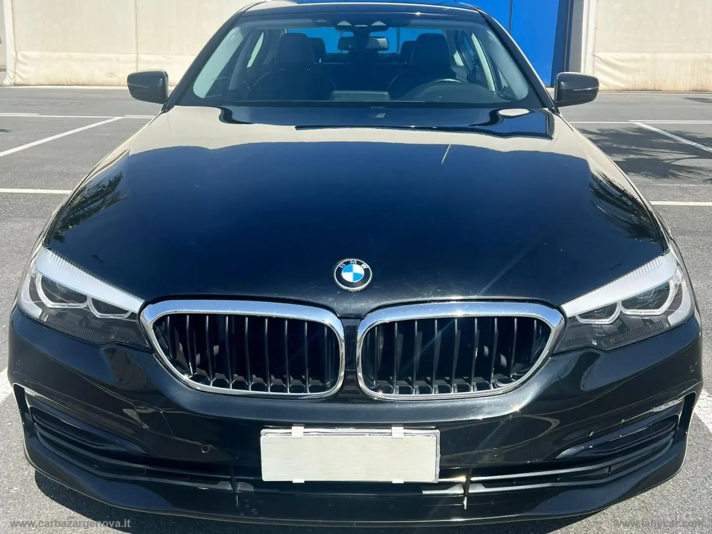 BMW 530 520d xDrive Msport Noir - 1