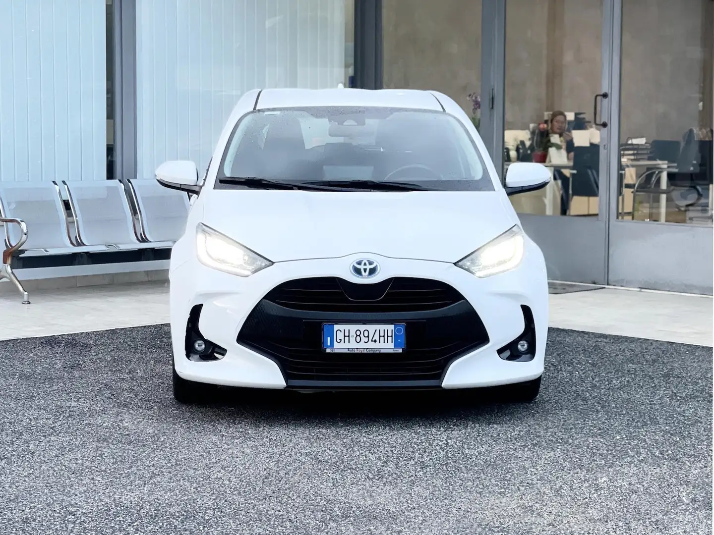 Toyota Yaris 1.5 Hybrid 92CV Automatica E6 Neo - 2021 Bianco - 2