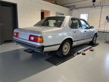 i Aut. I E23 I. 1. Hd., 32'Tkm!