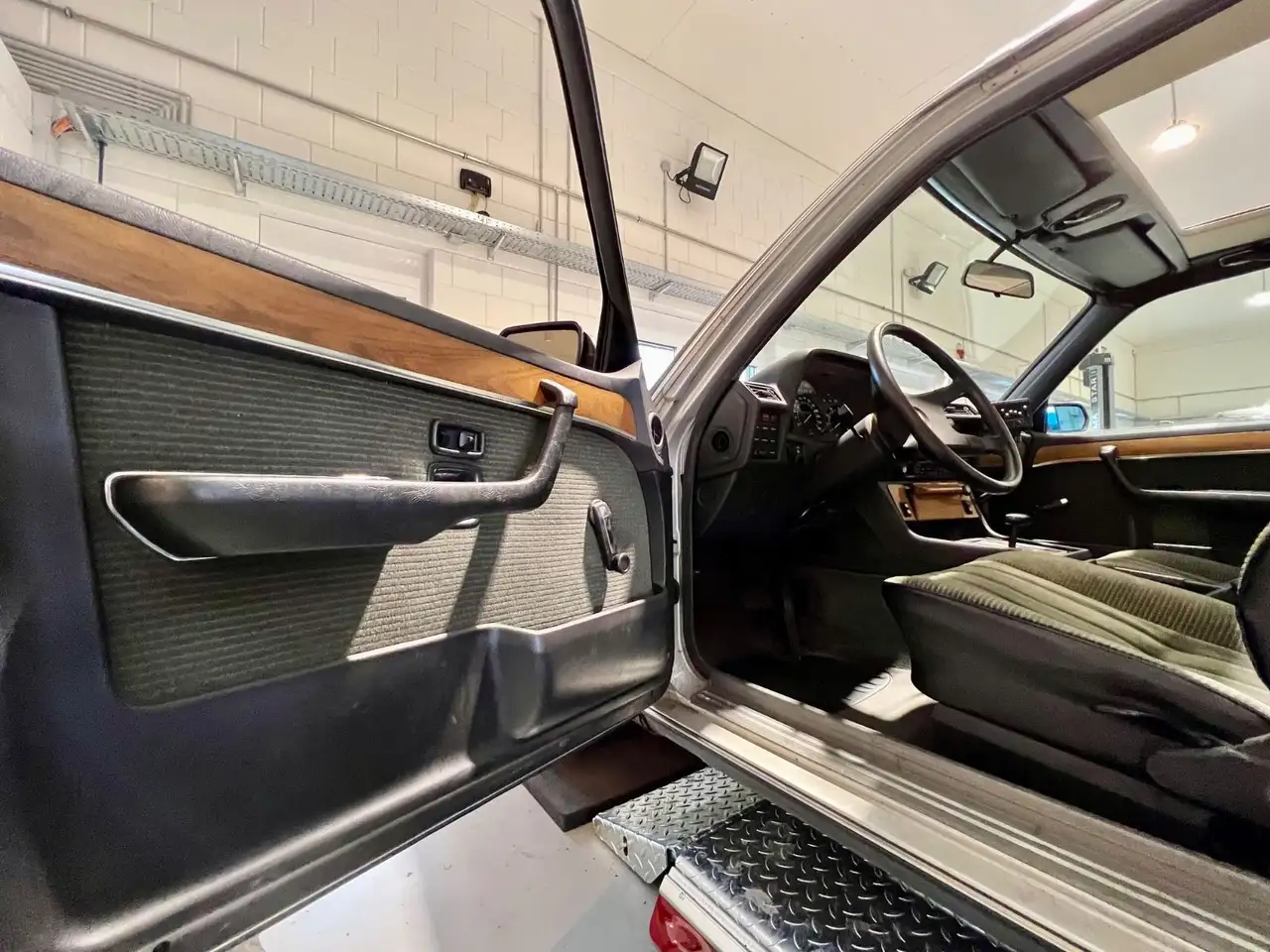 BMW 735 i Aut. I E23 I. 1. Hd., 32'Tkm!, foto 5