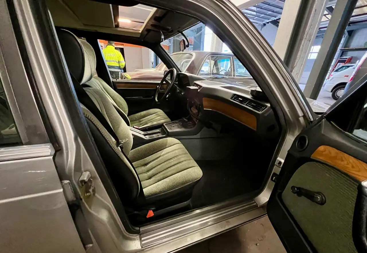 BMW 735 i Aut. I E23 I. 1. Hd., 32'Tkm!, foto 9