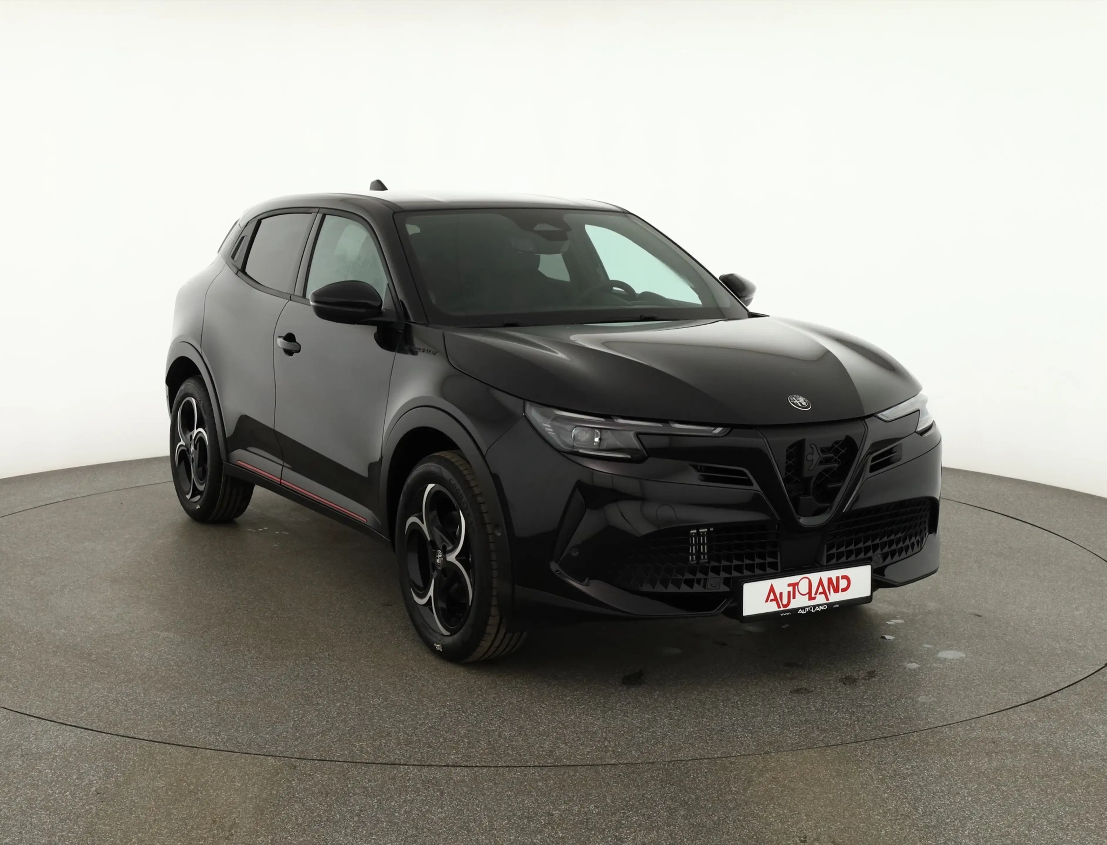 Alfa Romeo Junior Ibrida Speciale 1.2 VGT LED ACC Navi — photo 8