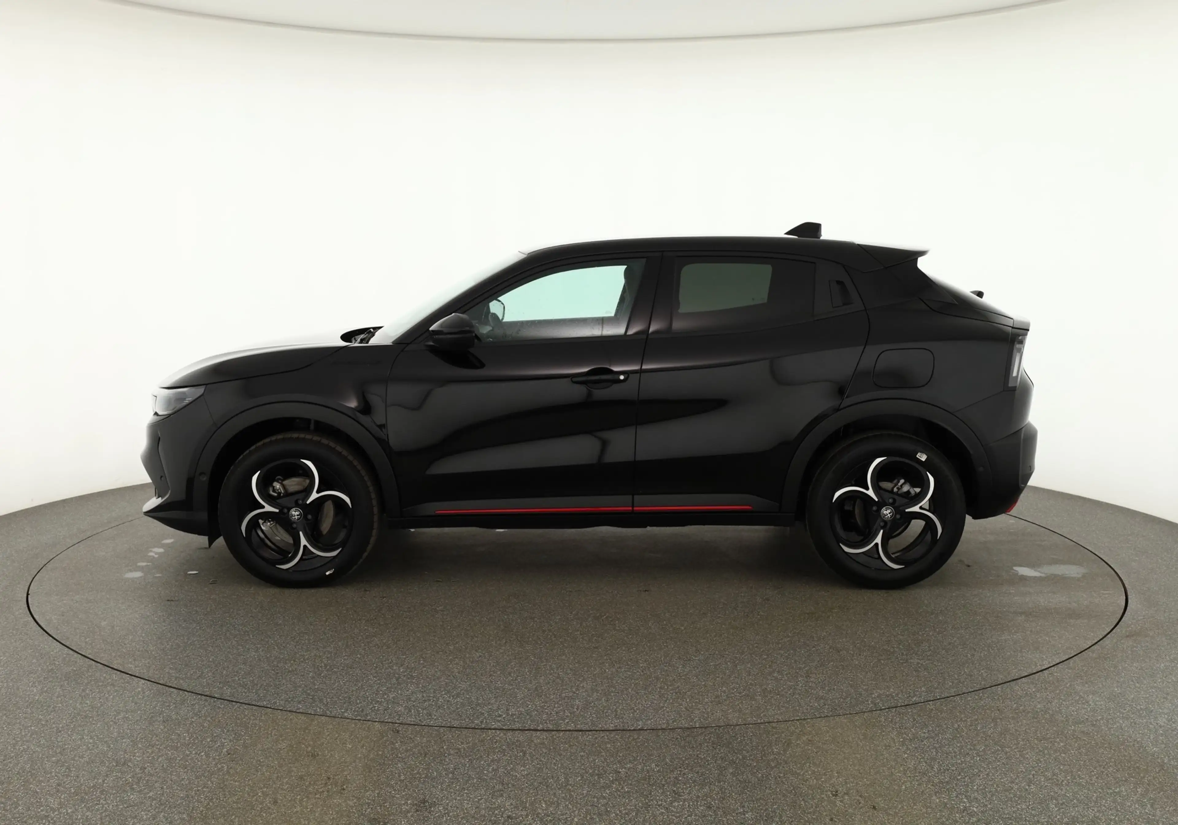 Alfa Romeo Junior Ibrida Speciale 1.2 VGT LED ACC Navi — photo 3