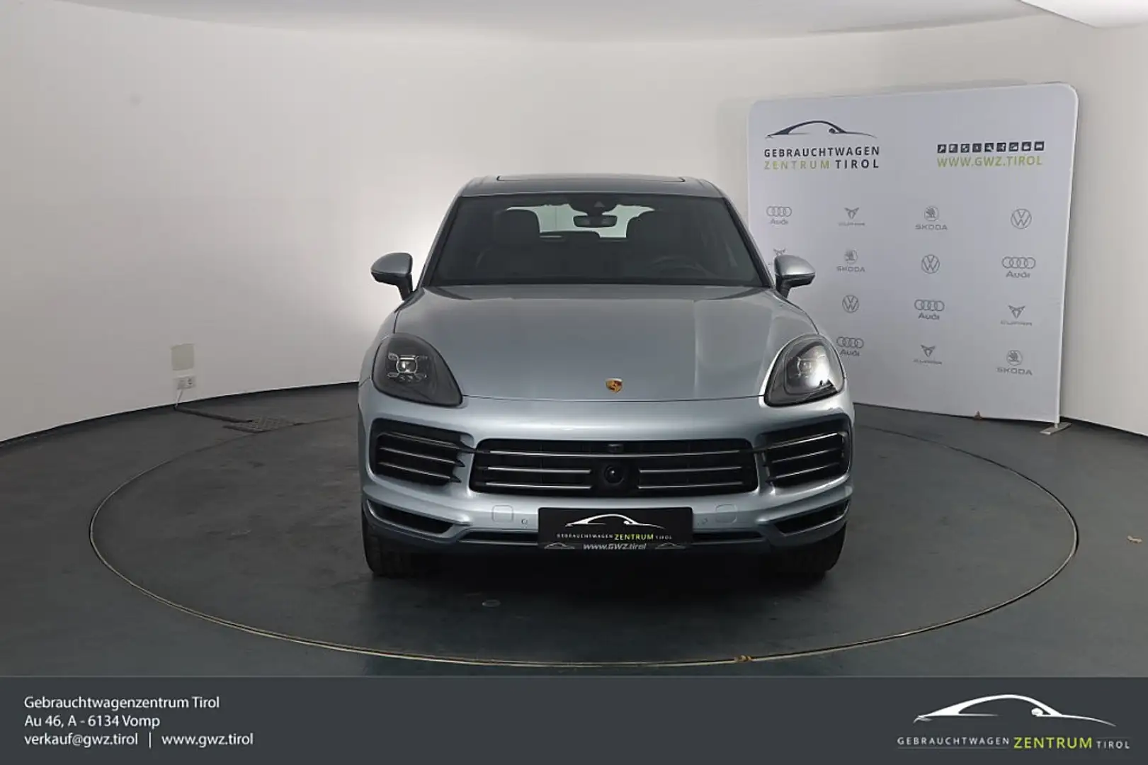 Porsche Cayenne III E-Hybrid PHEV HEAD UP PANO LUFT MEGAVOLL!!! Silber - 2