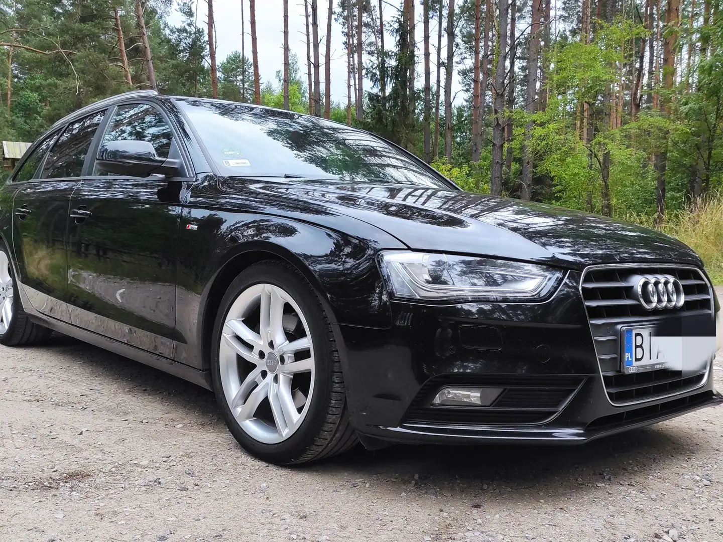 Audi A4 Schwarz - 2
