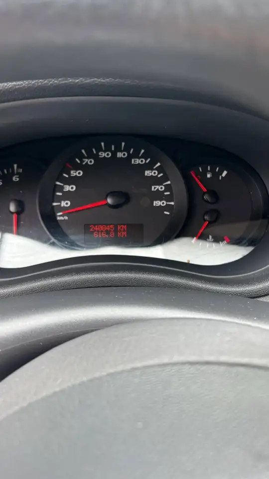 Renault Clio Citadine 3 portes — photo 7