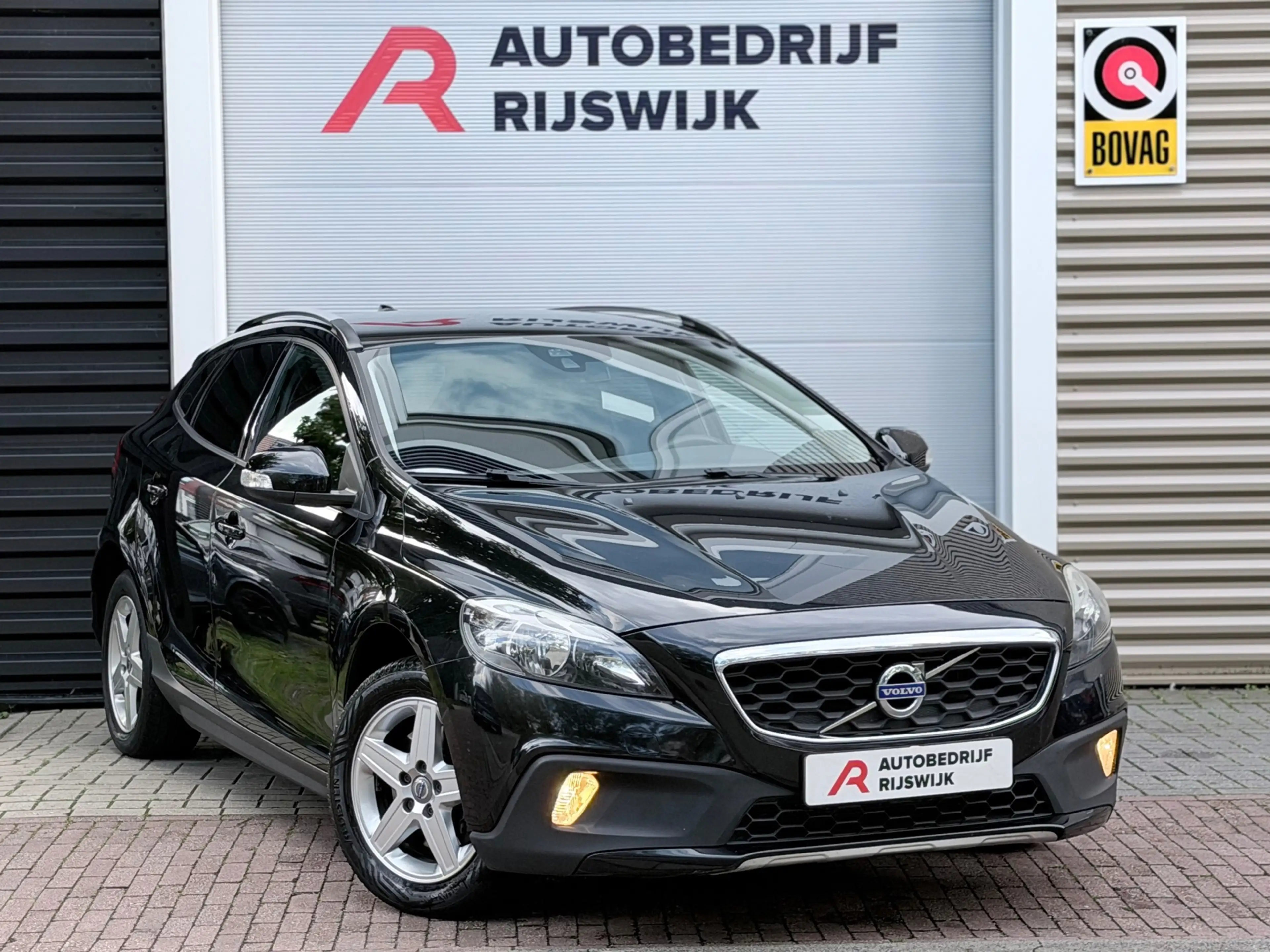Volvo V40 Cross Country 1.6 D2 Summum Navigatie/Airco — photo 6