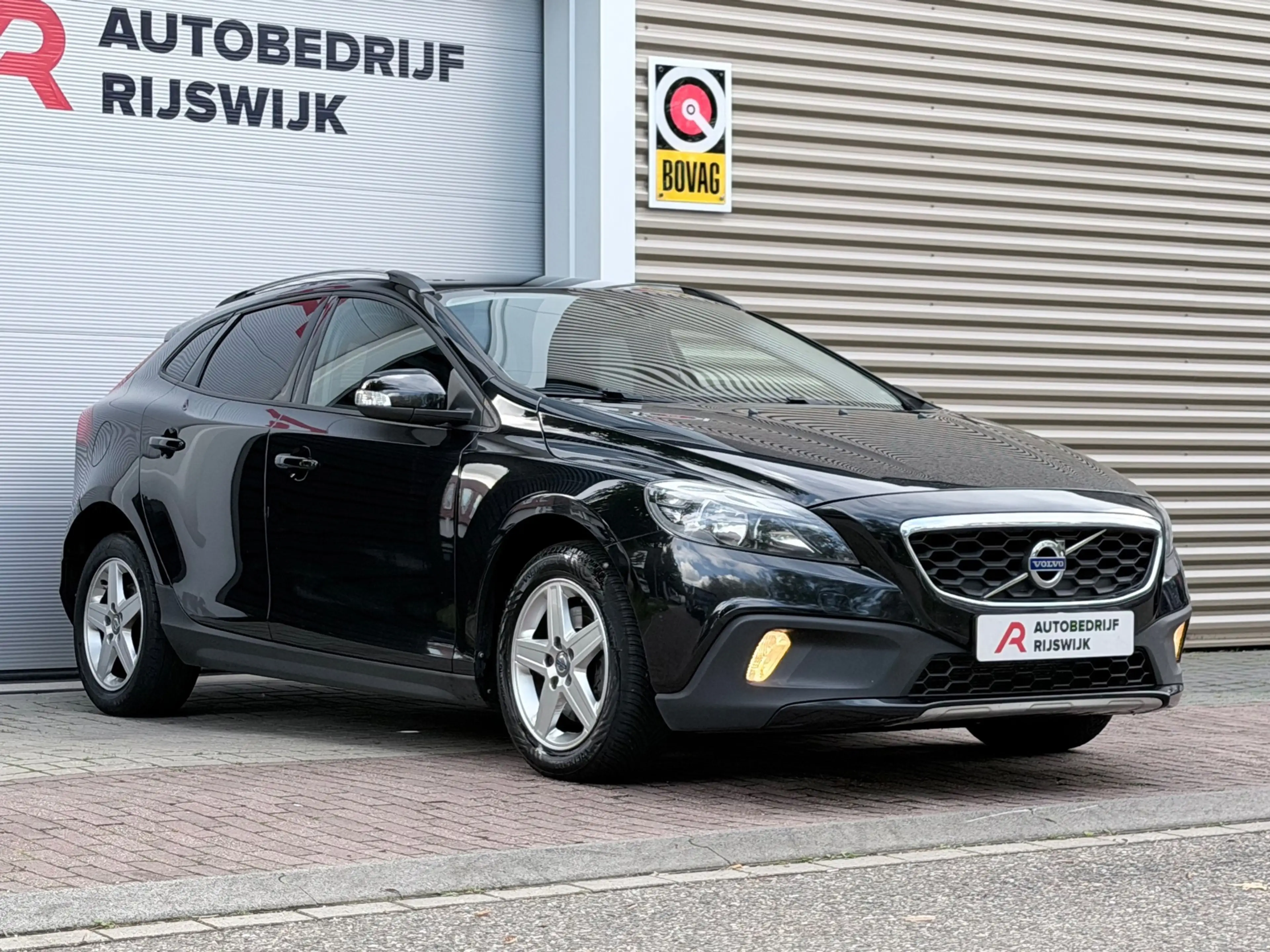 Volvo V40 Cross Country 1.6 D2 Summum Navigatie/Airco — photo 8