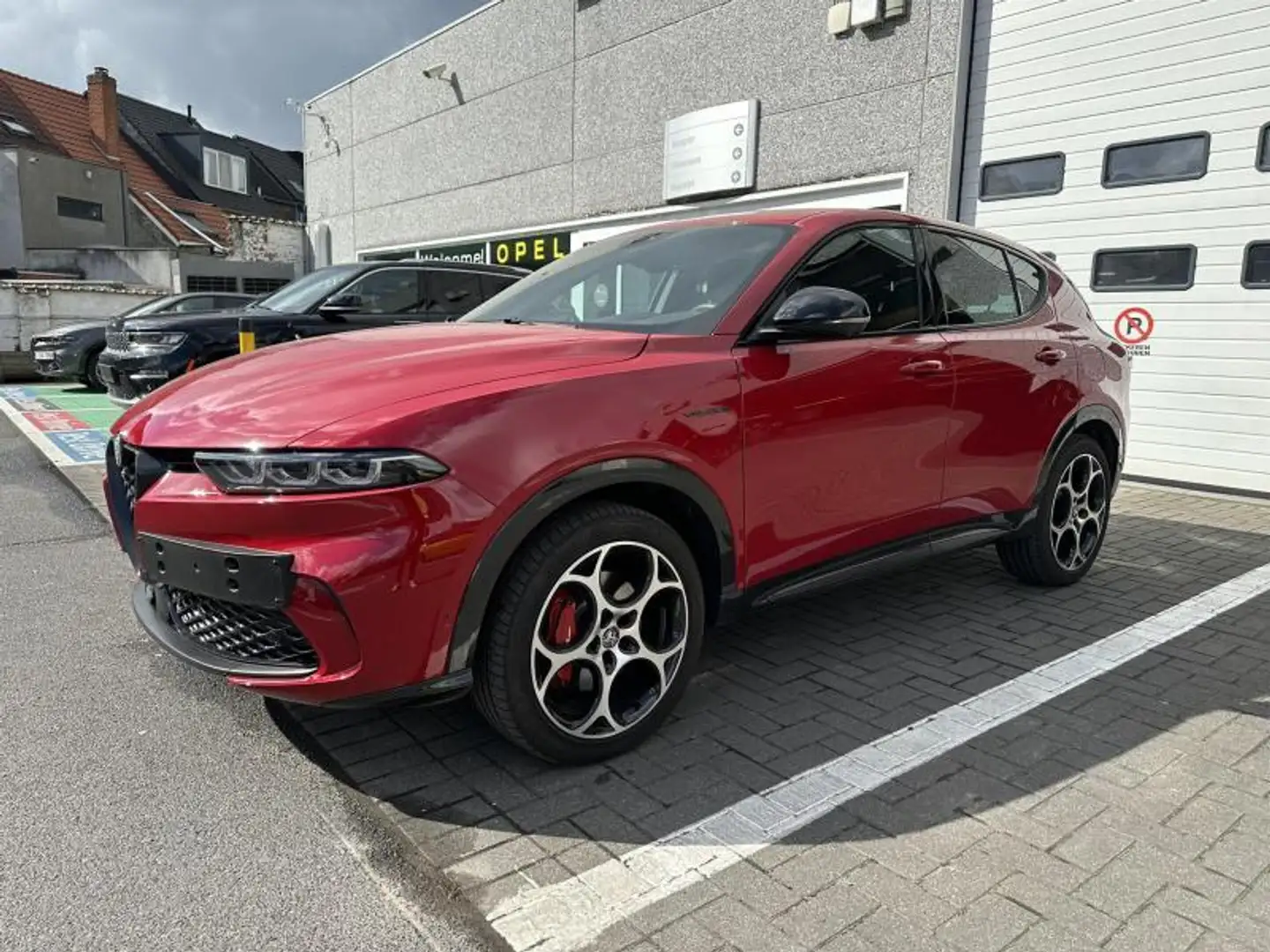 Alfa Romeo Tonale Veloce Q4 Rouge - 1