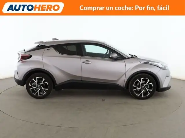 Toyota C-HR view 7