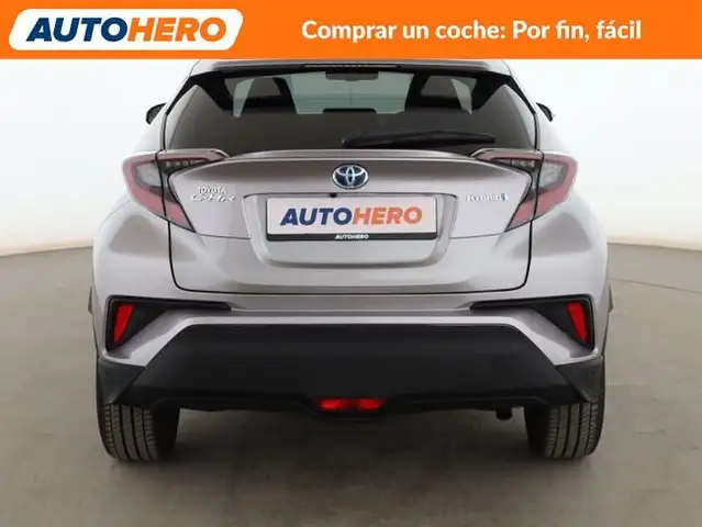 Toyota C-HR view 5