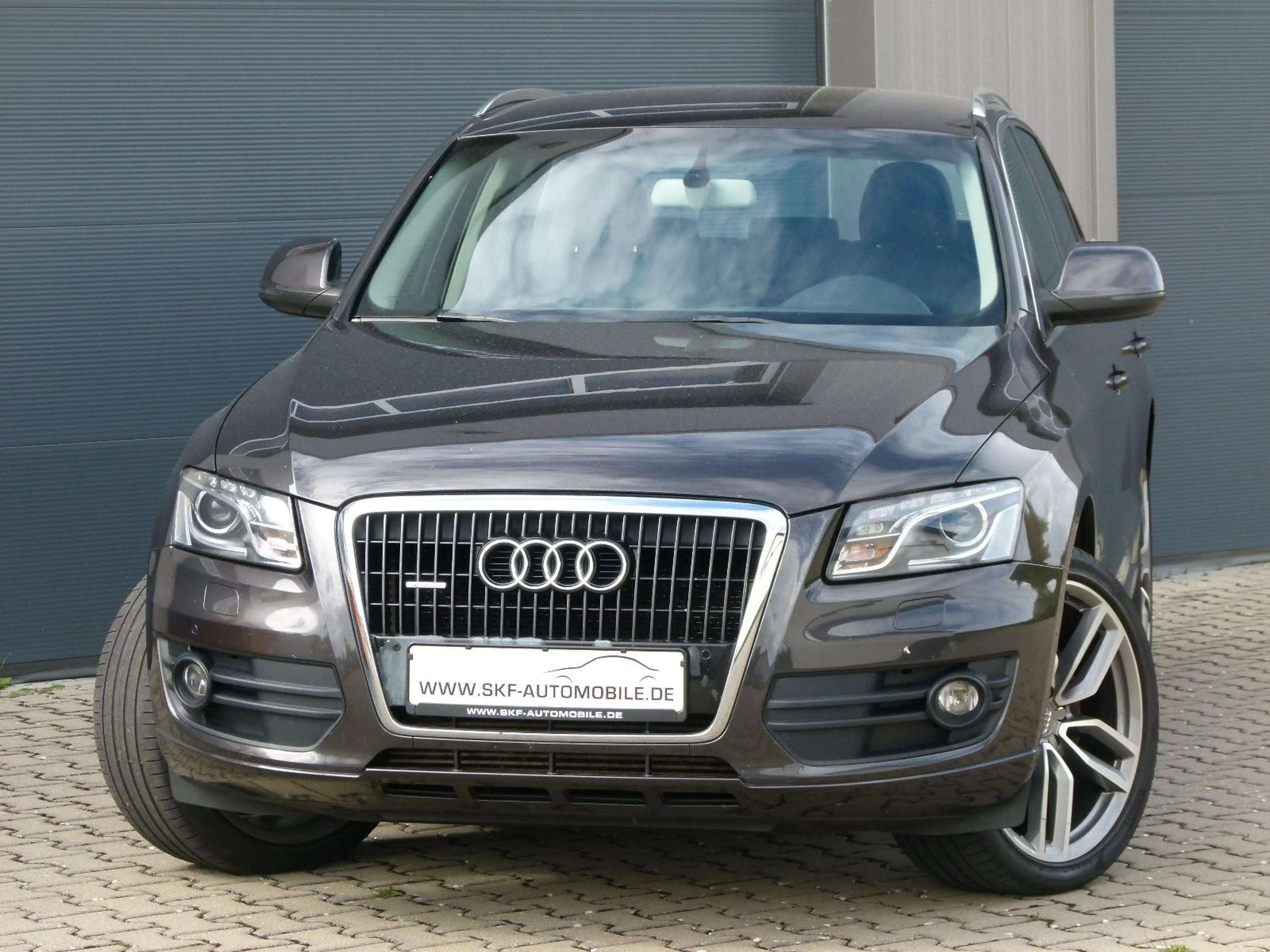 Audi Q5 3.0 TDI 176 kW quattro S-line AHK Navi Xenon — photo 5