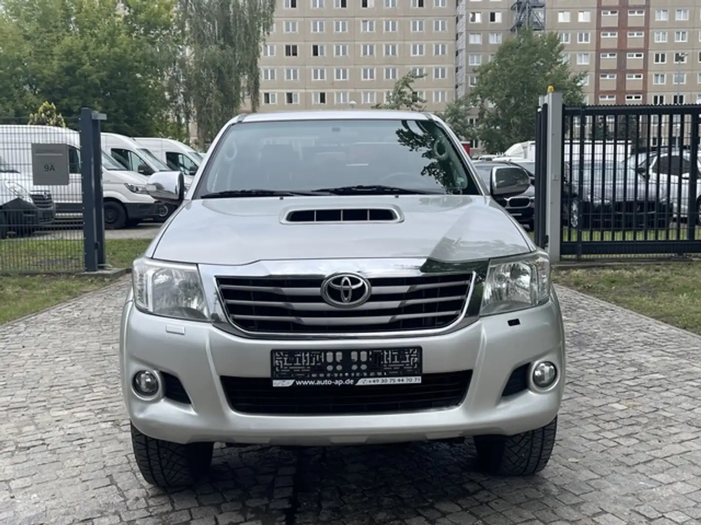 Toyota Hilux 4x4 Double Cab 2.5 D-4D Argent - 2