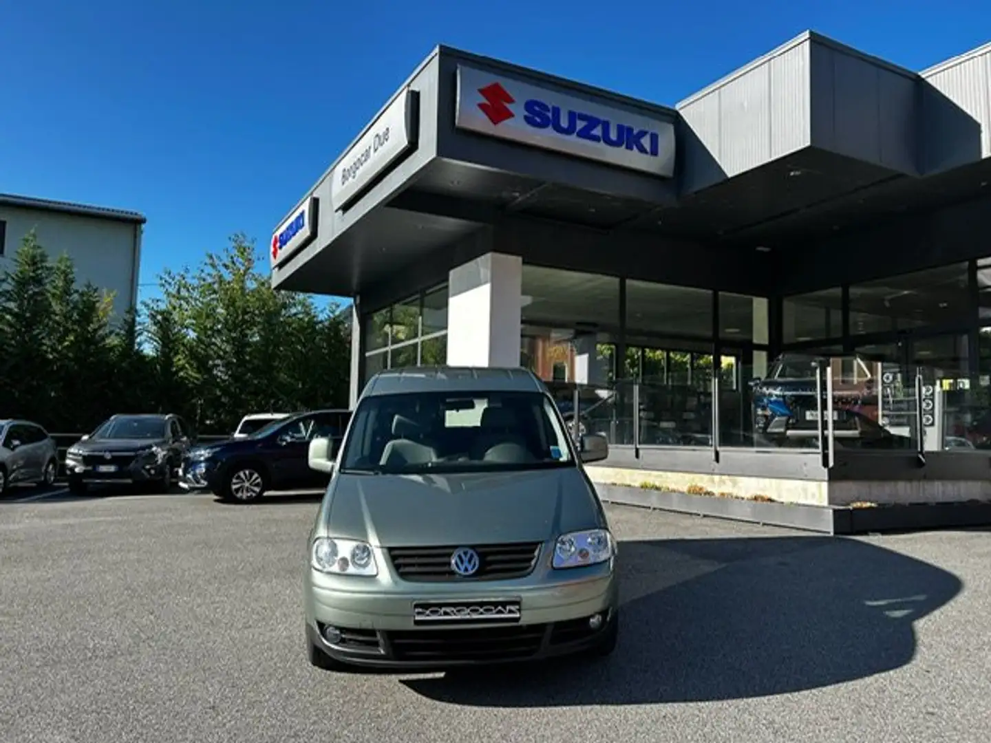 Volkswagen Caddy Caddy 1.9 TDI 105 4 MOTION 5p.Life DPF Vert - 2