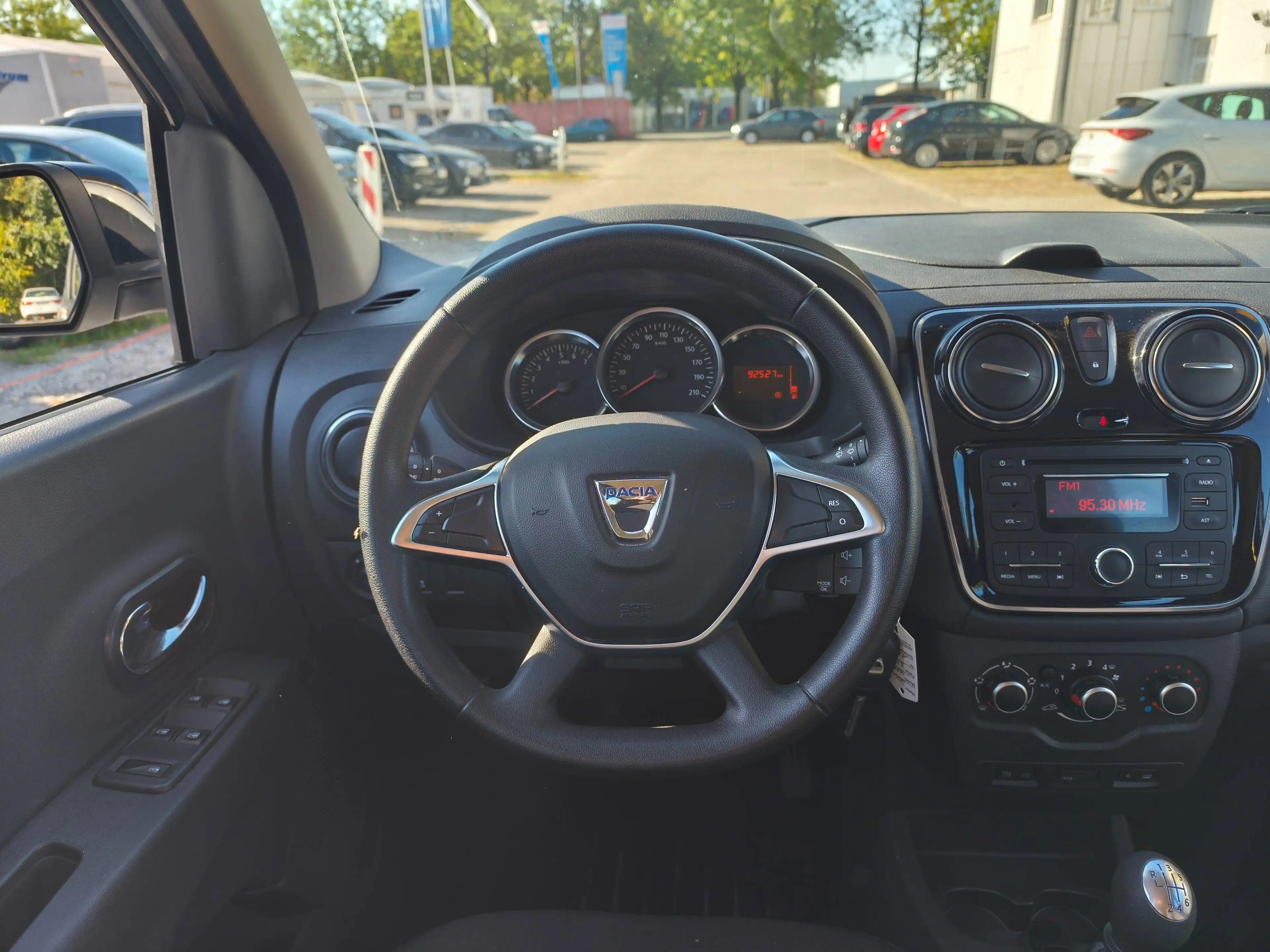 Dacia Lodgy Comfort*GARANTIE*7-SITZER*SERVICE-NEU* — photo 9