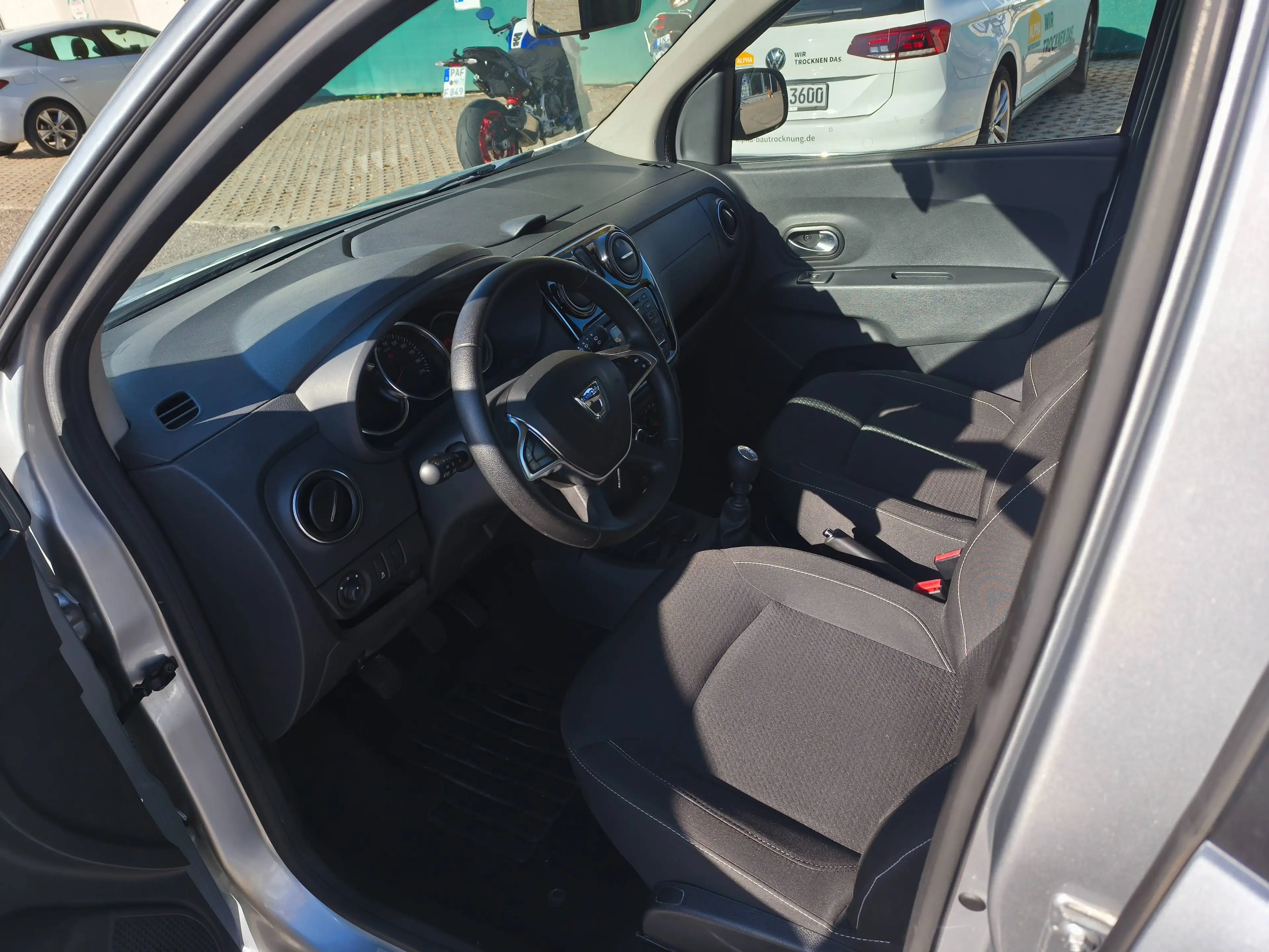 Dacia Lodgy Comfort*GARANTIE*7-SITZER*SERVICE-NEU* — photo 6