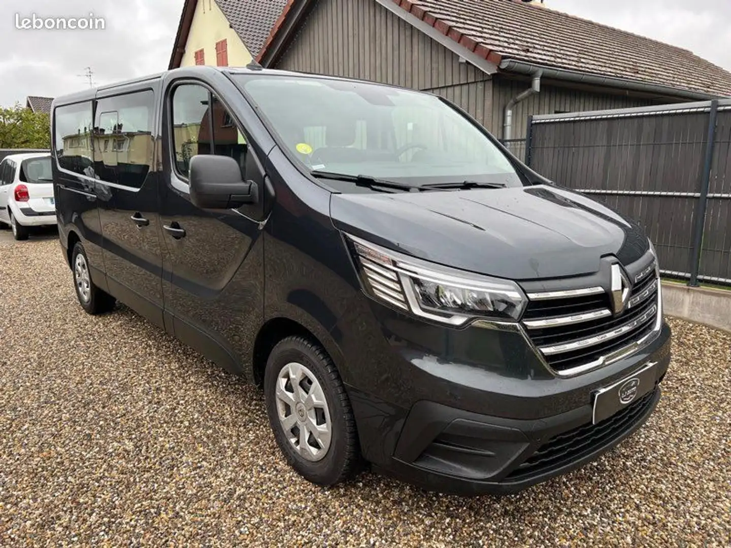 Renault Trafic L2 dCi 150 Energy S&S 9 places Gris - 1