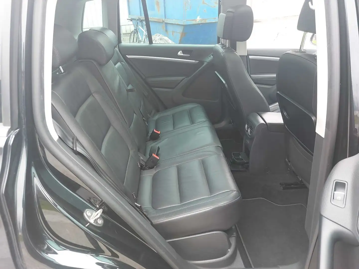 Volkswagen Tiguan 2.0 TDI Sportline 4Motion BlueMotion Noir - 2