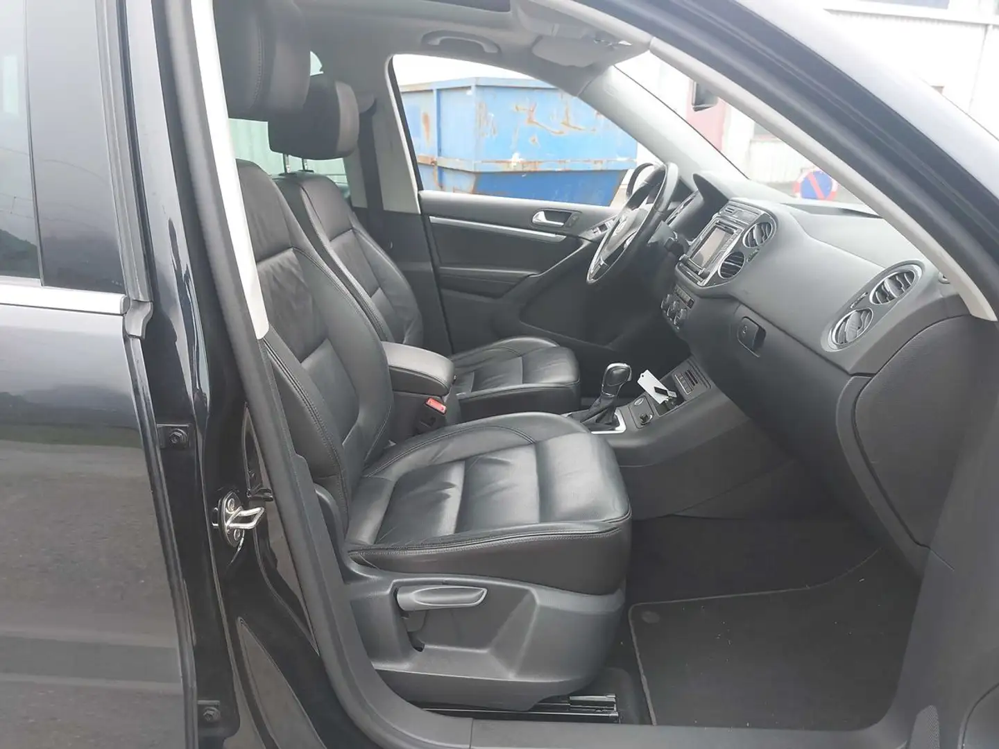 Volkswagen Tiguan 2.0 TDI Sportline 4Motion BlueMotion Noir - 1