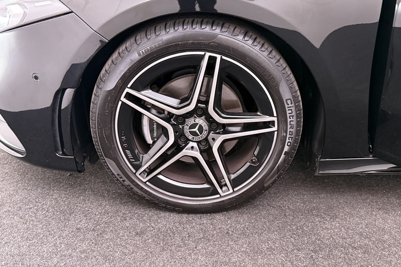Mercedes-Benz A 180 AMG Night-Pack Pano-Dak 18'LMV Carplay Sfeerverlic — photo 7