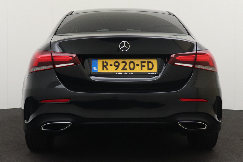 Mercedes-Benz A 180 AMG Night-Pack Pano-Dak 18'LMV Carplay Sfeerverlic — photo 4