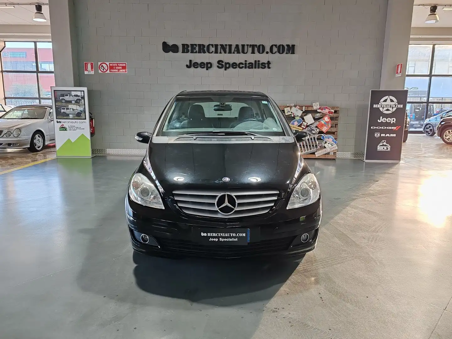 Mercedes-Benz B 180 Classe B Negro - 2