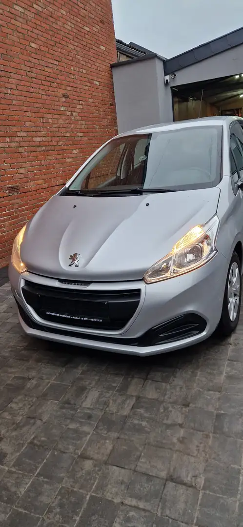 Peugeot 208 208 1.2i PureTech Like Argent - 2