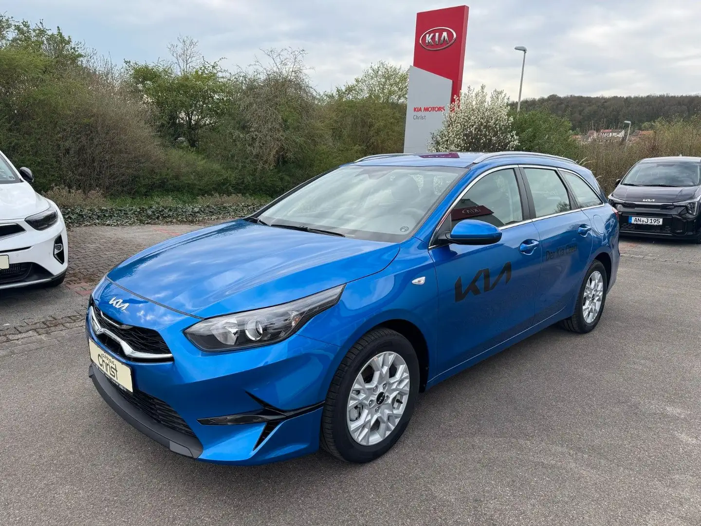 Kia Ceed SW / cee'd SW Ceed Sportswagon 1.0 T-GDI Vision *Navi*Aktion!* Bleu - 1