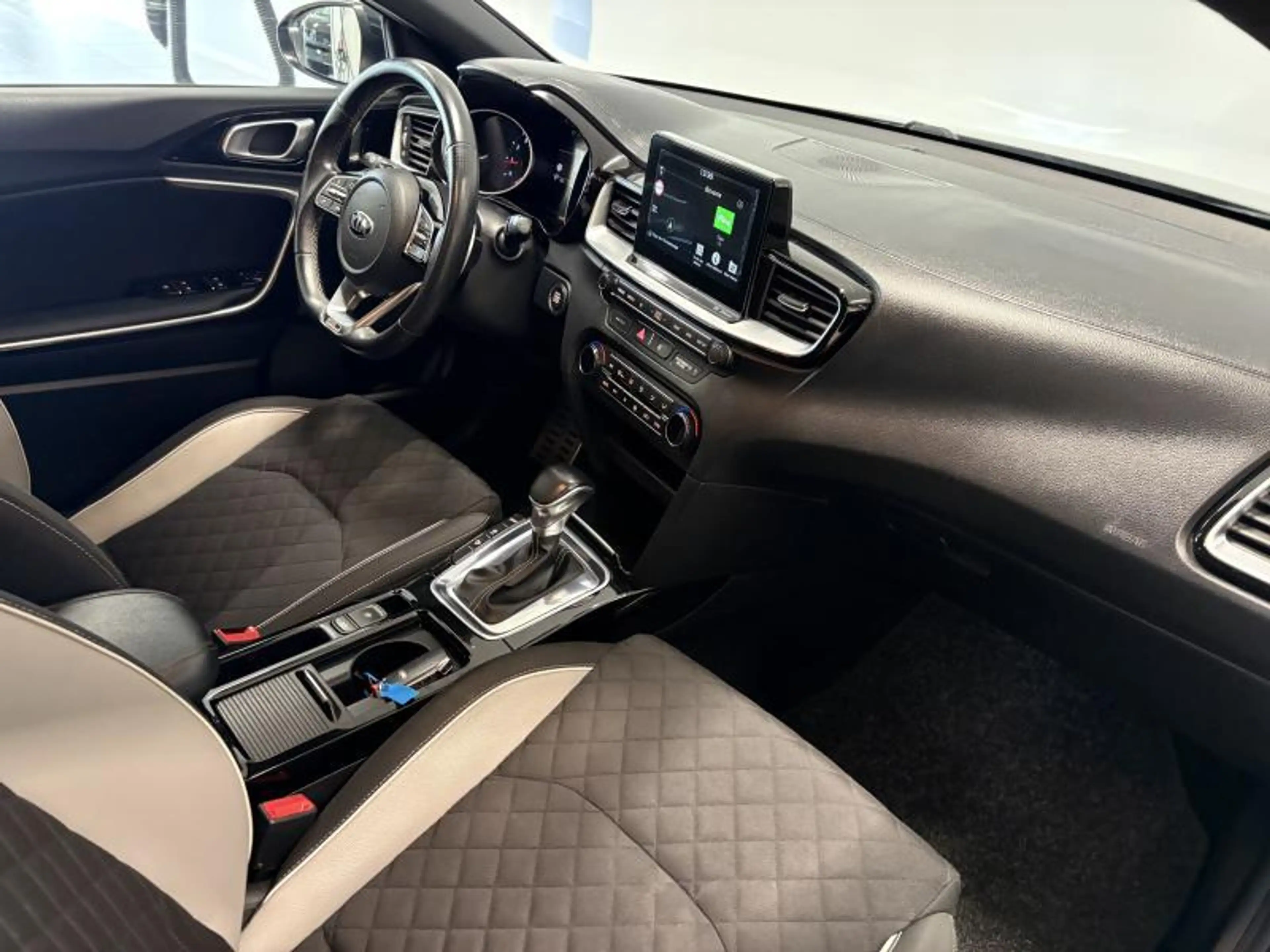 Kia Ceed / cee'd & Pro /Pro — photo 2