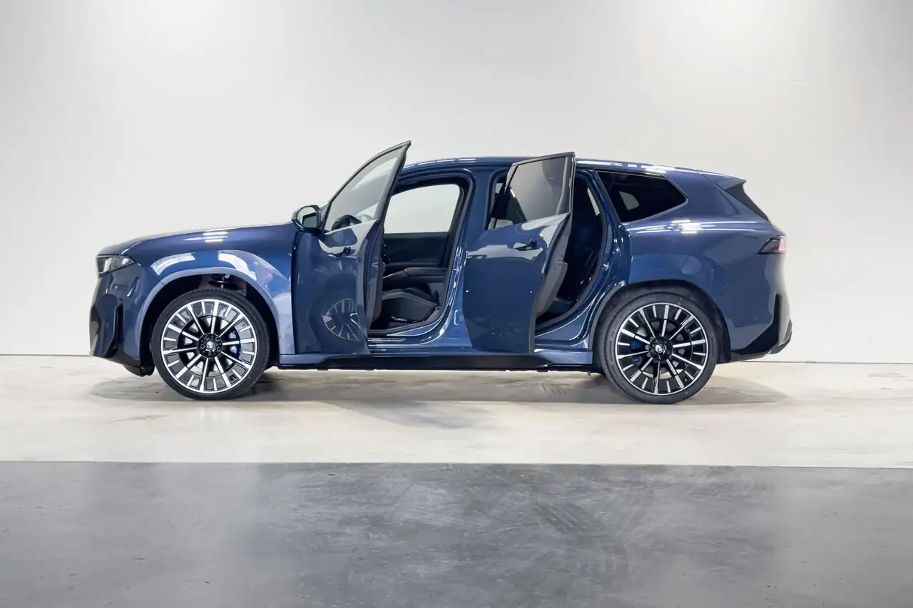 BMW iX3 2026