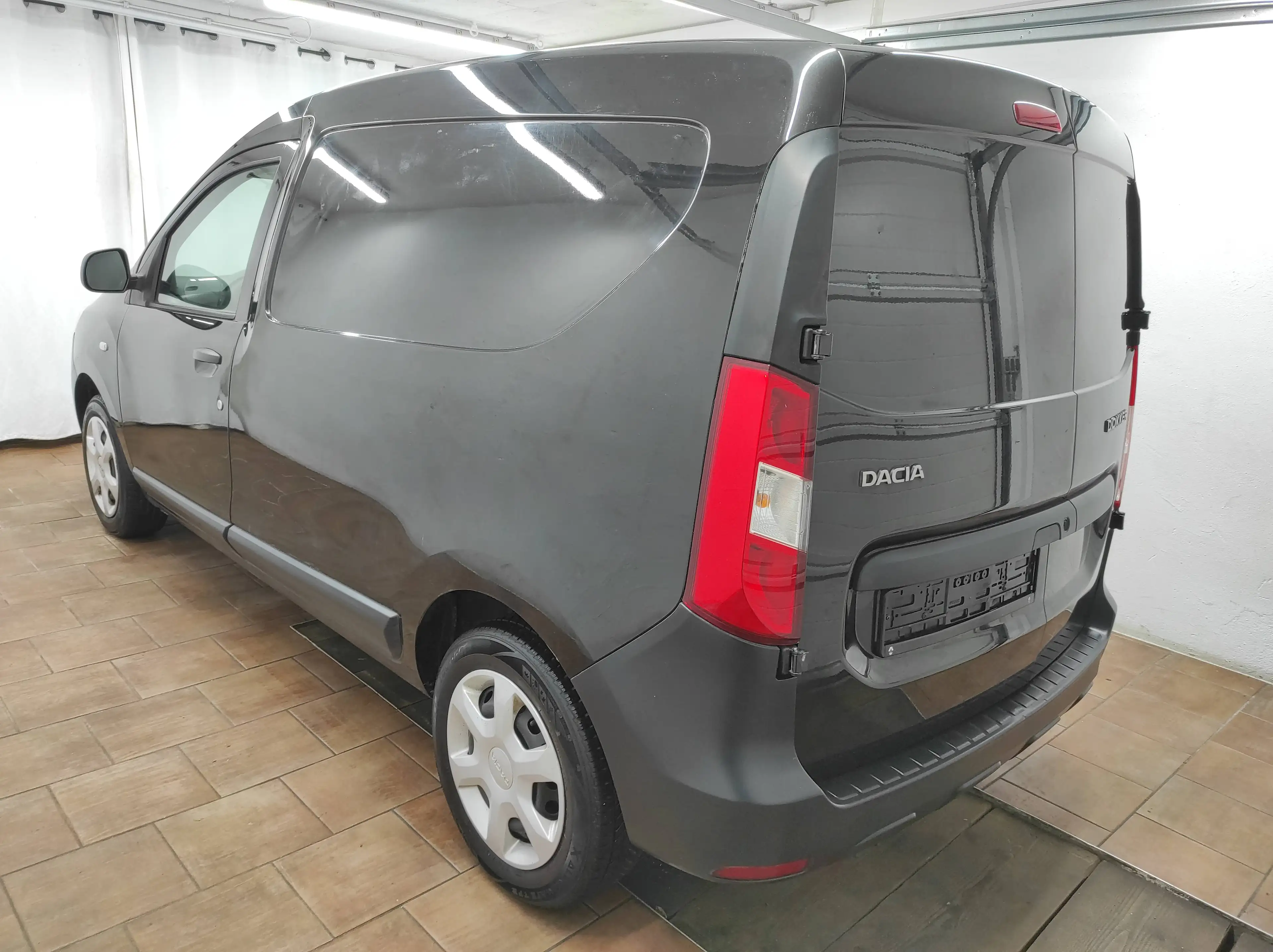 Dacia Dokker 1.6 NAVI KLIMA EURO-6 USB TELEFON BC ESP ALLWETTER — photo 6
