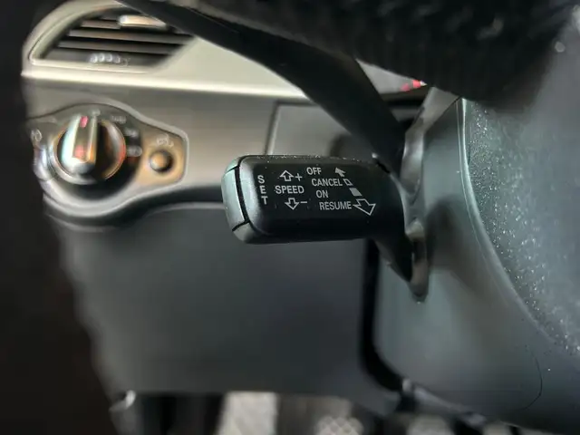 Audi A4 view 14