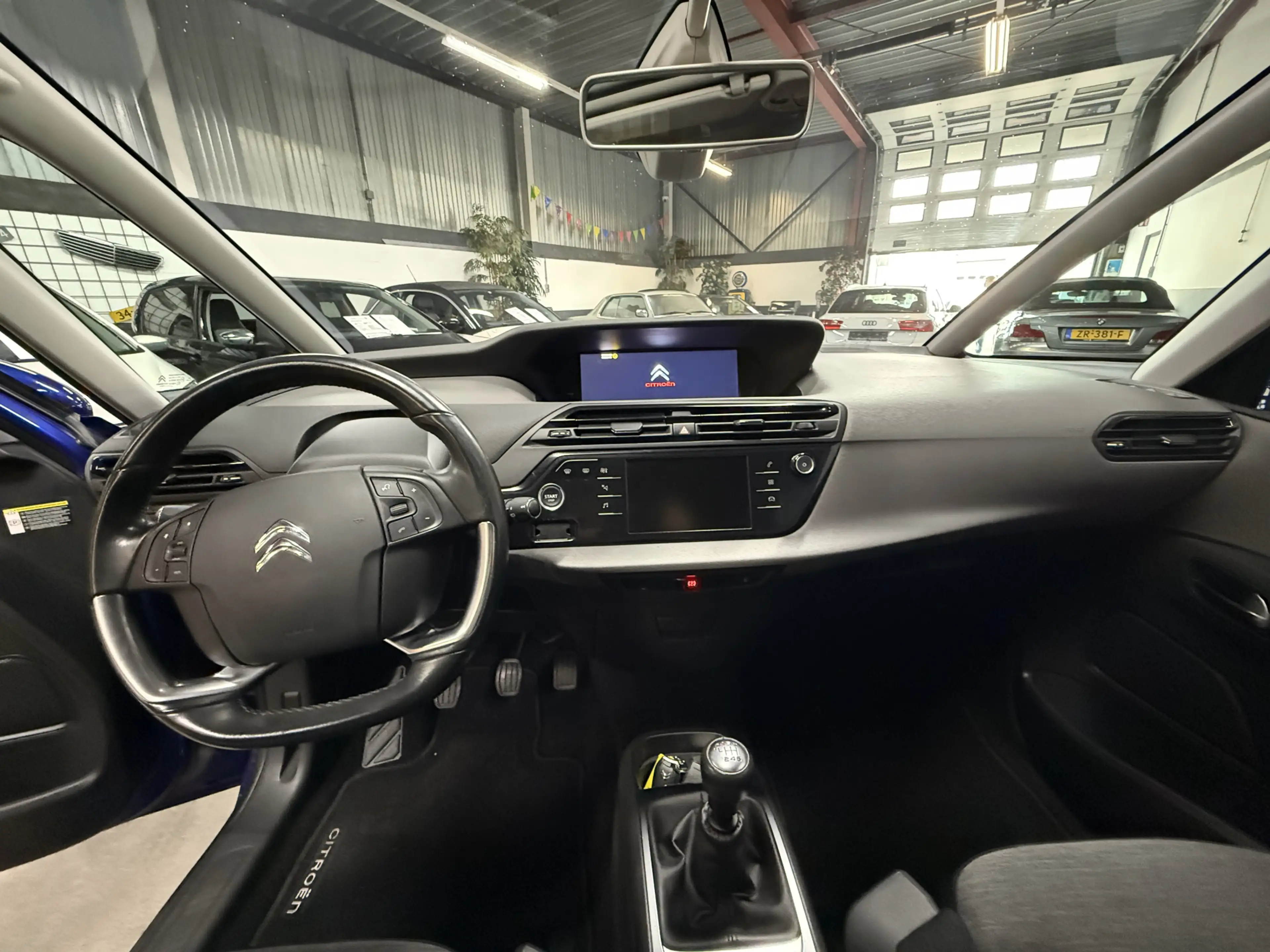 Citroen C4 Picasso 1.2 PureTech Feel // Android auto // Apple Carplay — photo 7