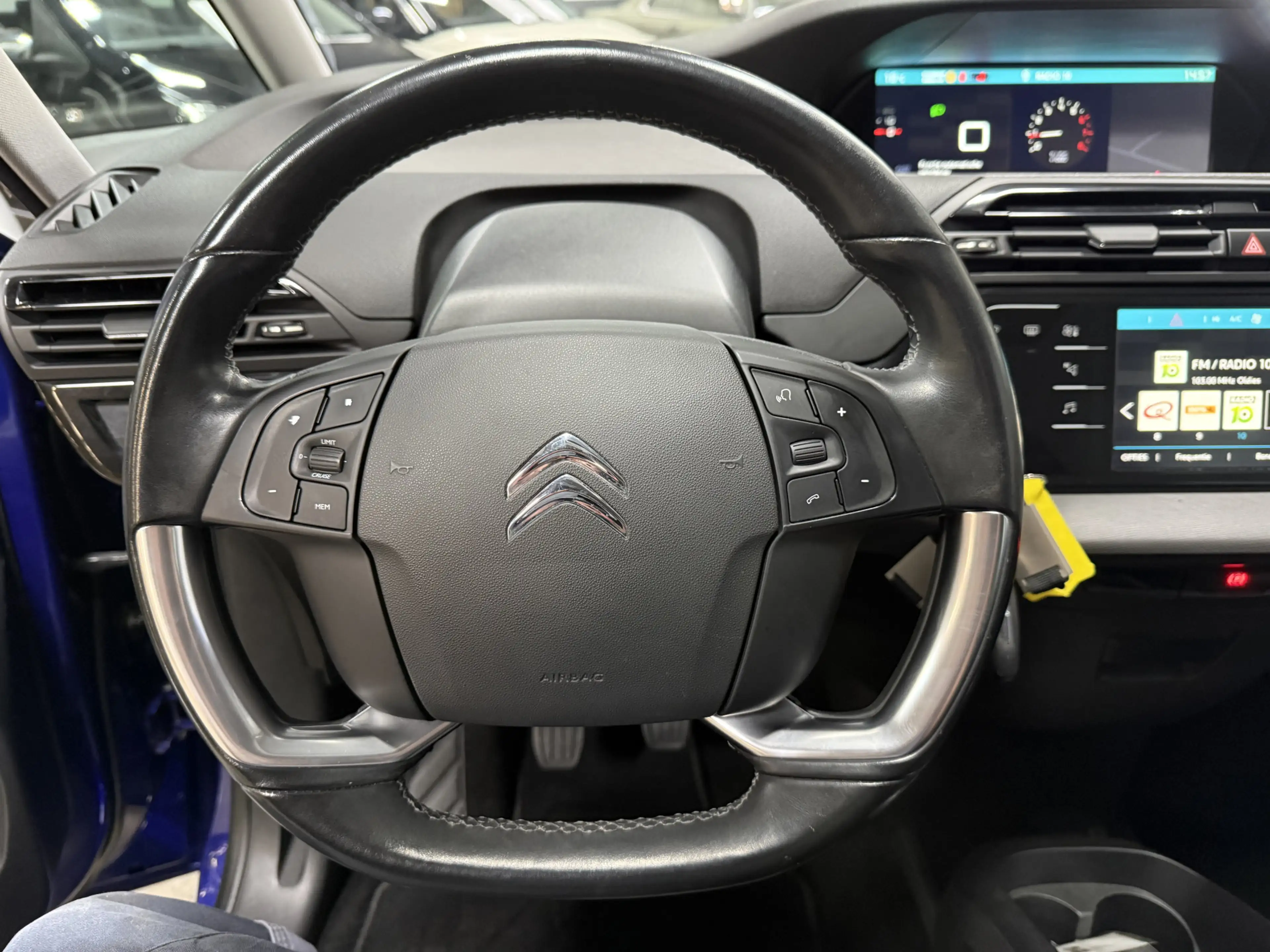 Citroen C4 Picasso 1.2 PureTech Feel // Android auto // Apple Carplay — photo 10