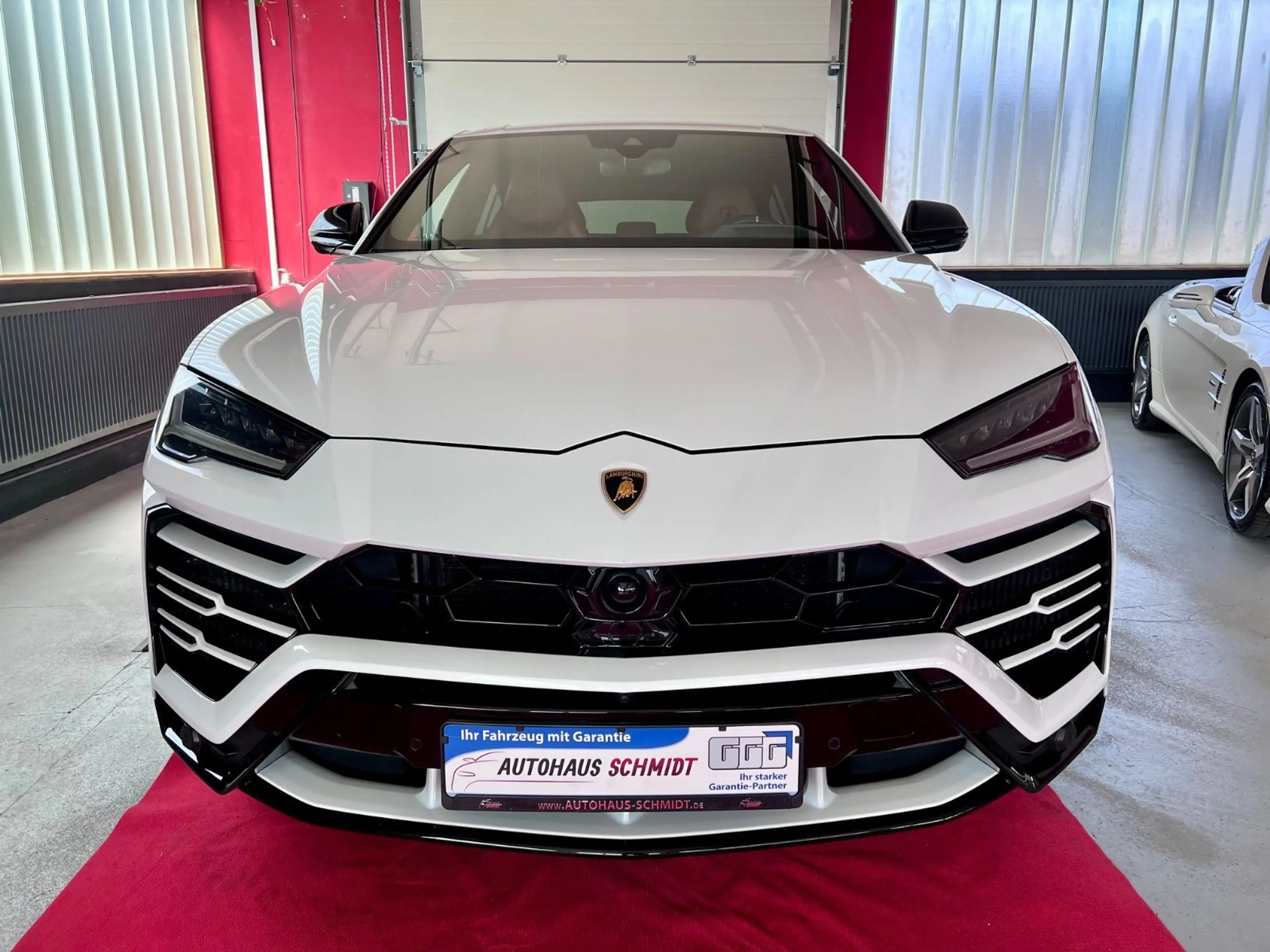 Lamborghini Urus Panorama B&O 360° ACC Hud Massage Lüftung — photo 4