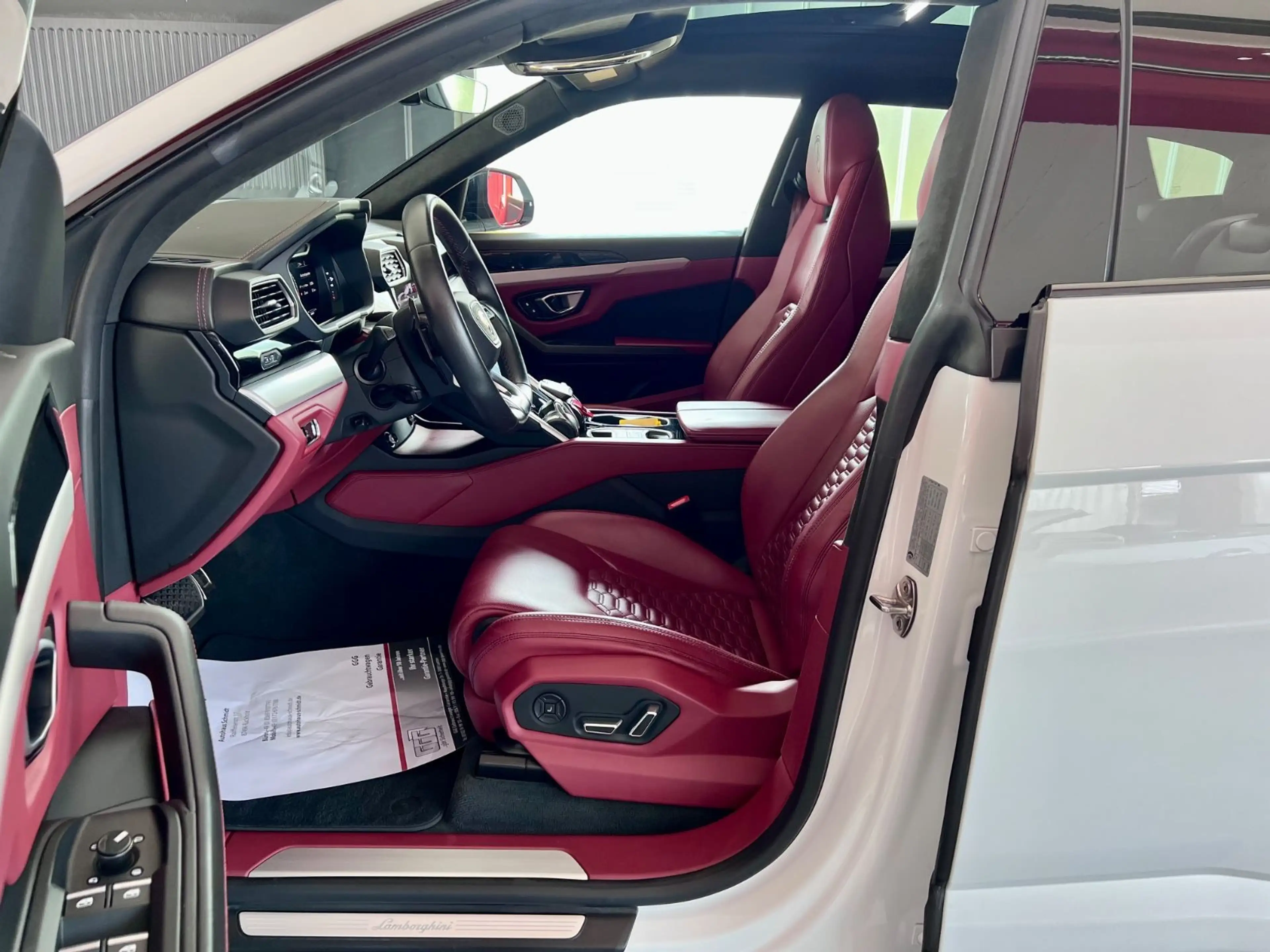 Lamborghini Urus Panorama B&O 360° ACC Hud Massage Lüftung — photo 10
