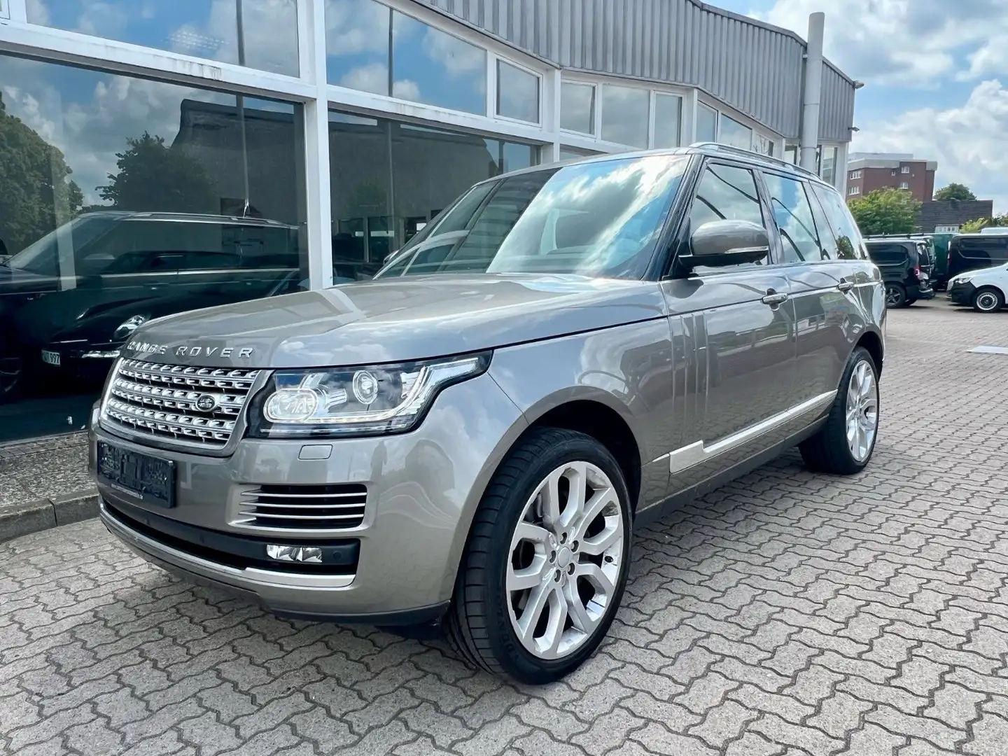 Land Rover Range Rover RANGE ROVER VOGUE/1.HAND/PANORAMA/KAMERA/MEMORY Silber - 2