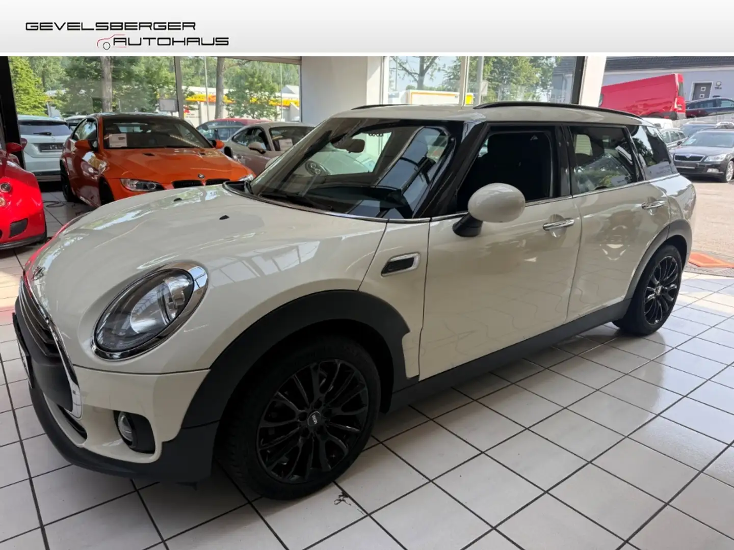 MINI Cooper Clubman 1.5 1.Hand Navi Mehrzonenklima Fahrerprofil SHZ Ke Blanco - 1