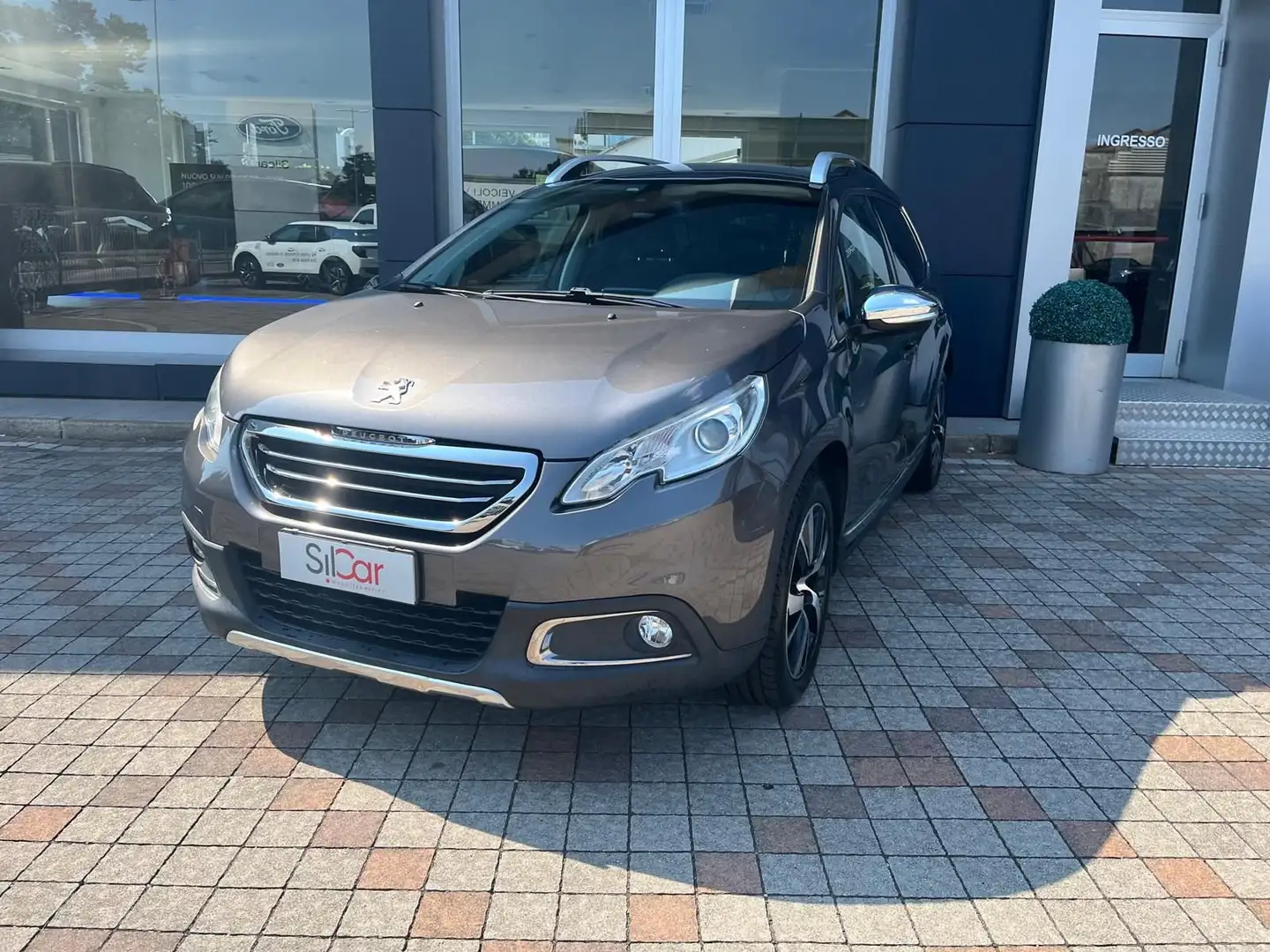 Peugeot 2008 BlueHDi 100 Allure Grigio - 1
