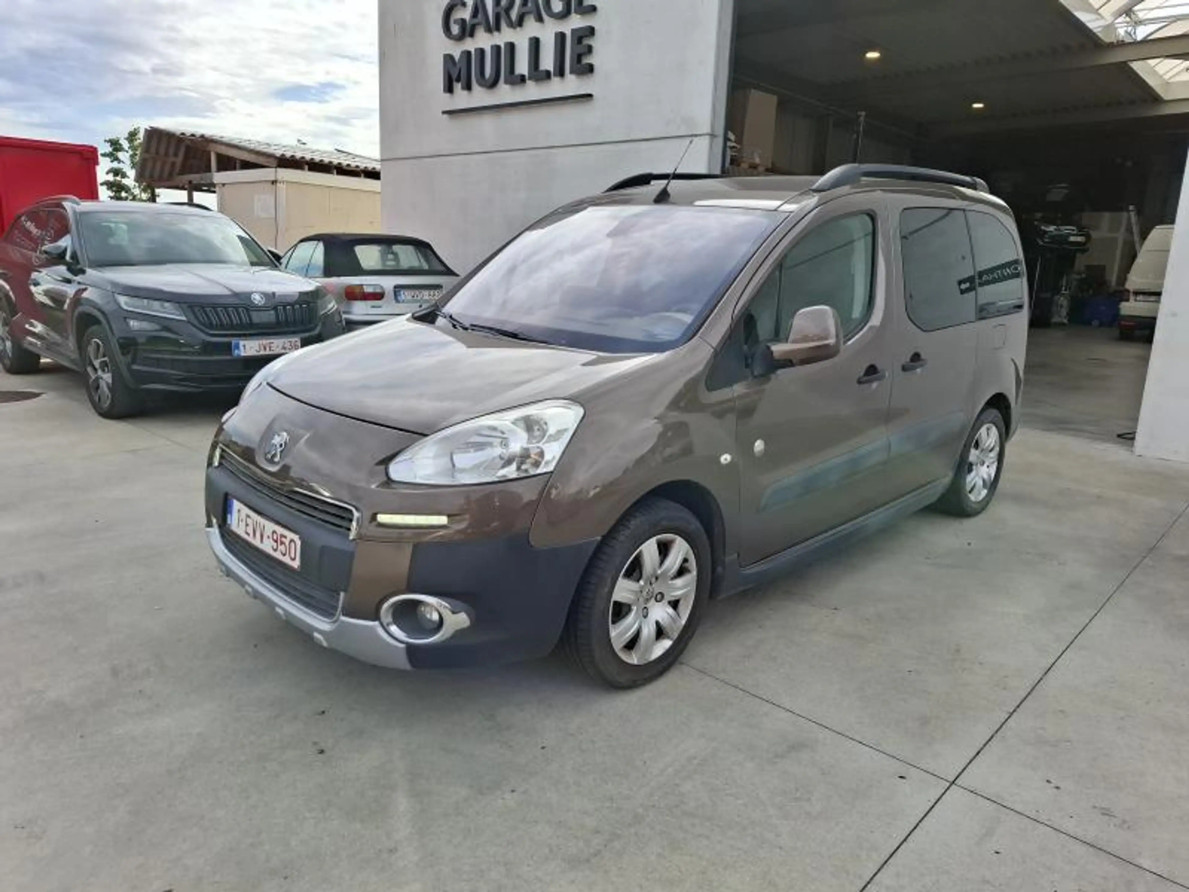 Peugeot Partner Partner Tepee Outdoor 1.6 e-HDi Outdoor STT