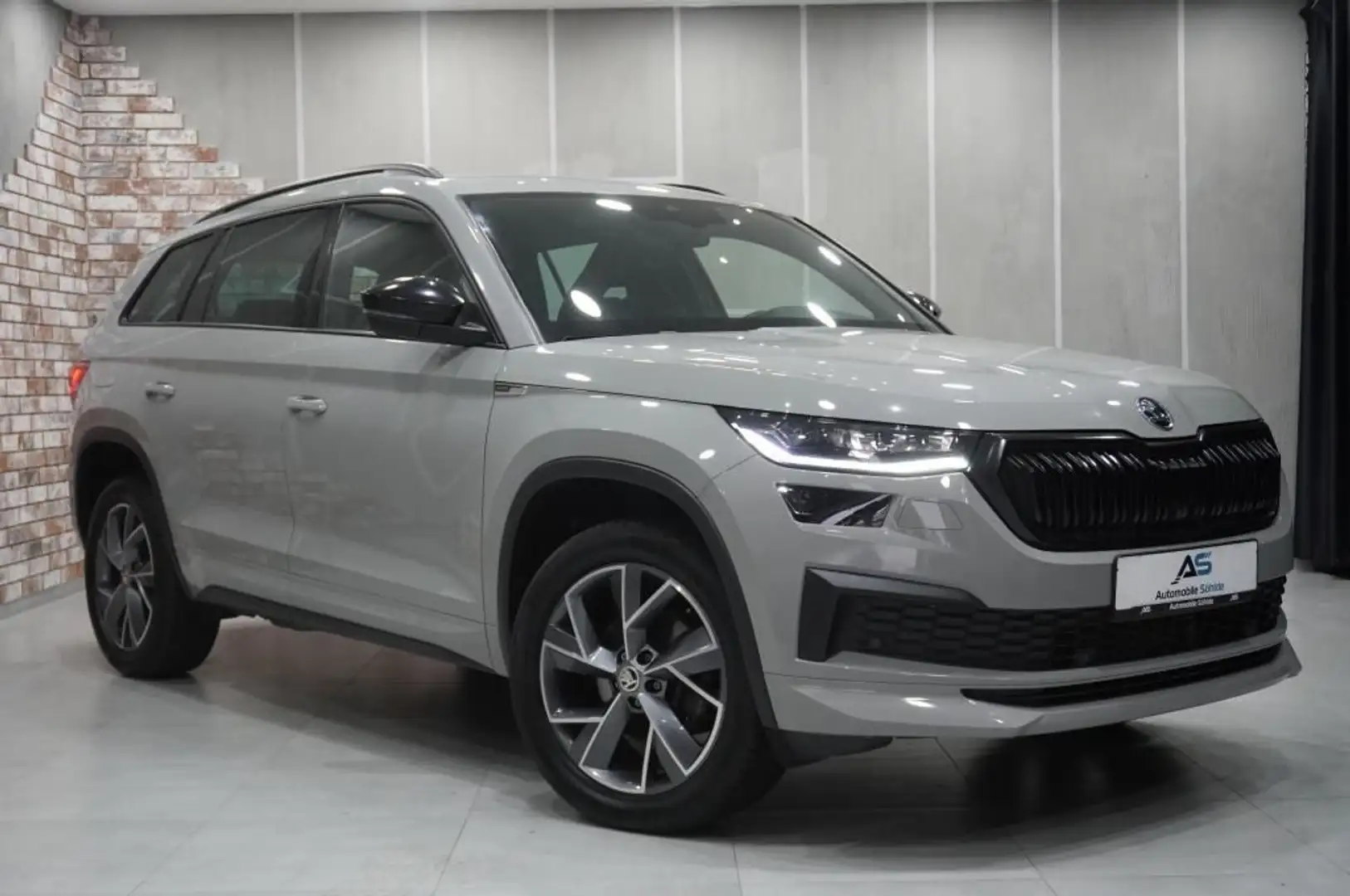 Skoda Kodiaq 2.0 TDi Sportline DSG Navi/Leder/Matrix/A Gris - 2