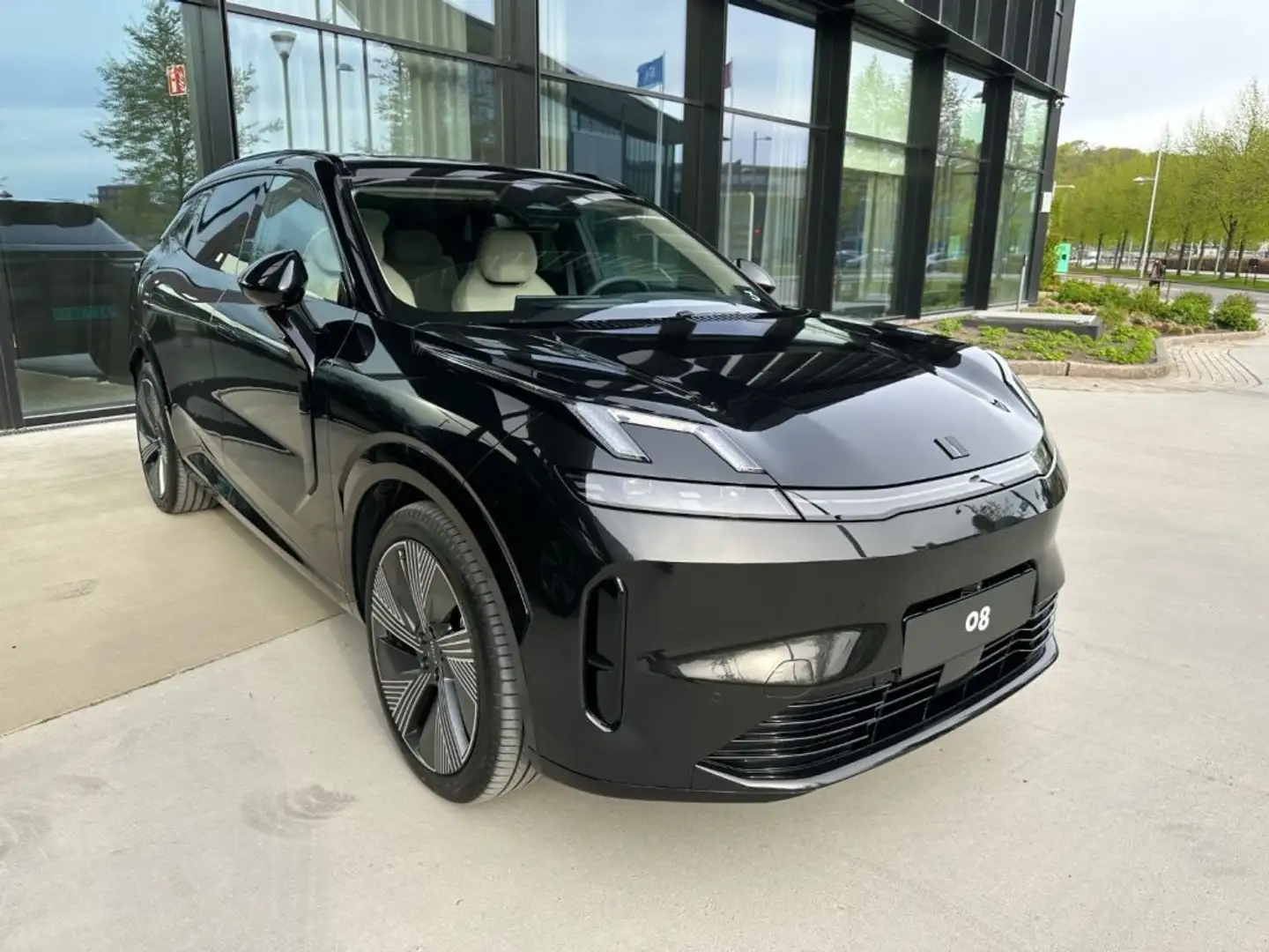 Lynk & Co Other 08 PHEV Core crna - 1