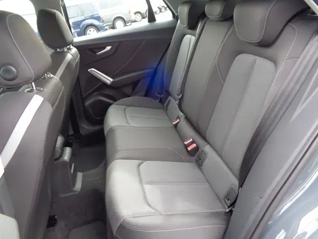 Audi Q2 view 14