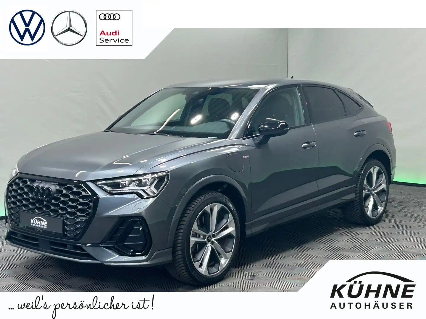 Audi Q3 2x S-Line 45 TFSIe | MATRIX NAVI Grau - 1